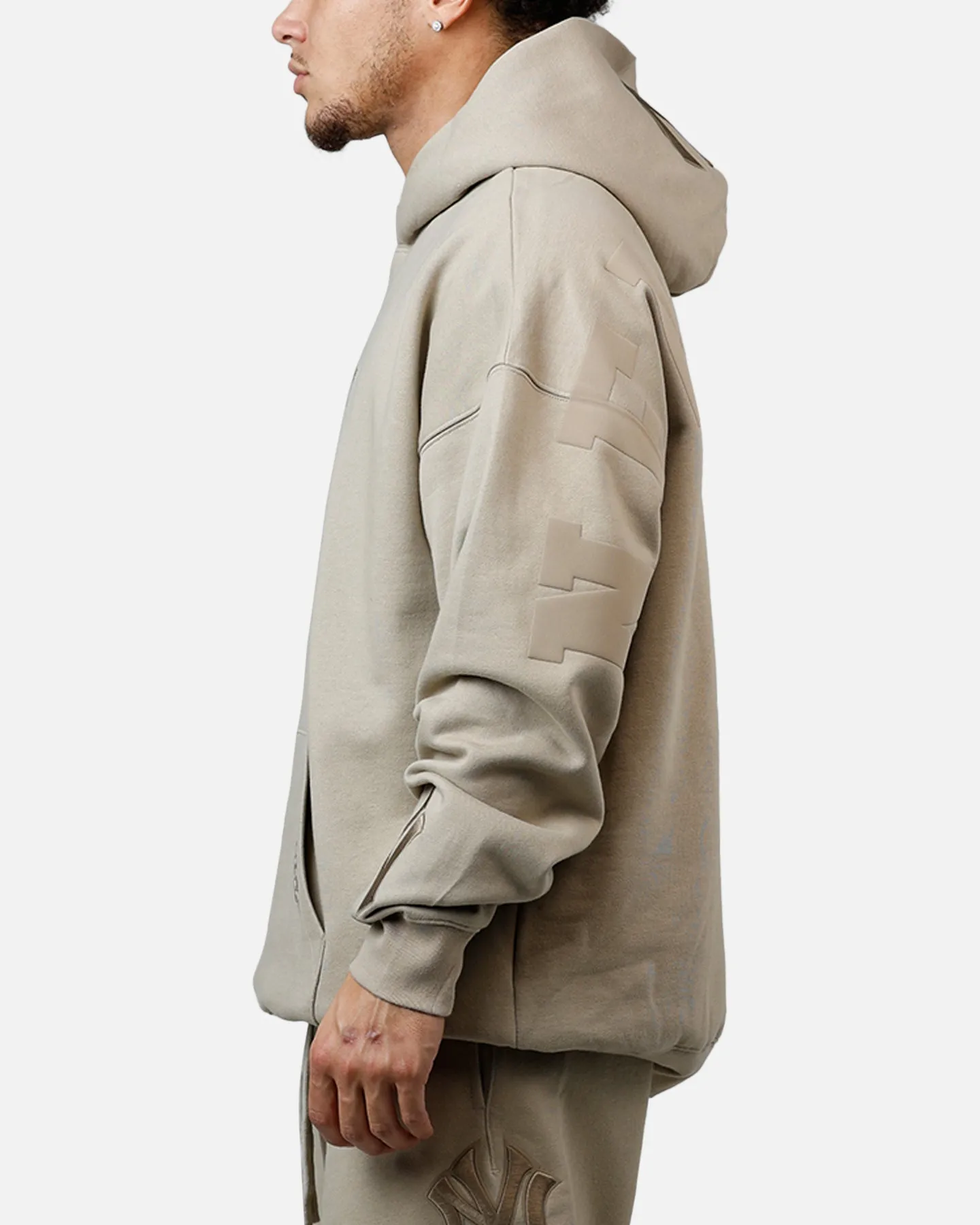 Pro Standard New York Yankees Wingspan Hoodie Taupe sold by Culture Kings product image thumbnail 5