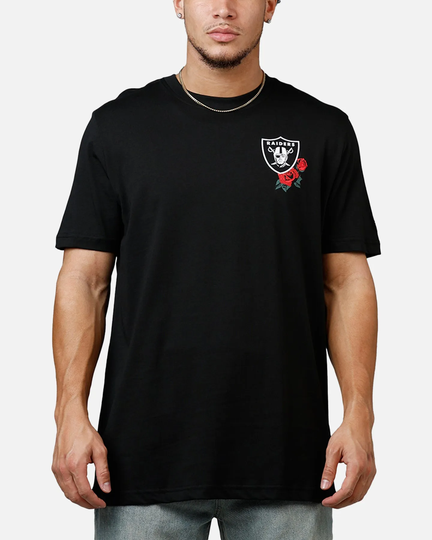 New Era Las Vegas Raiders Rose T-Shirt Black/Red sold by Culture Kings product image thumbnail 2