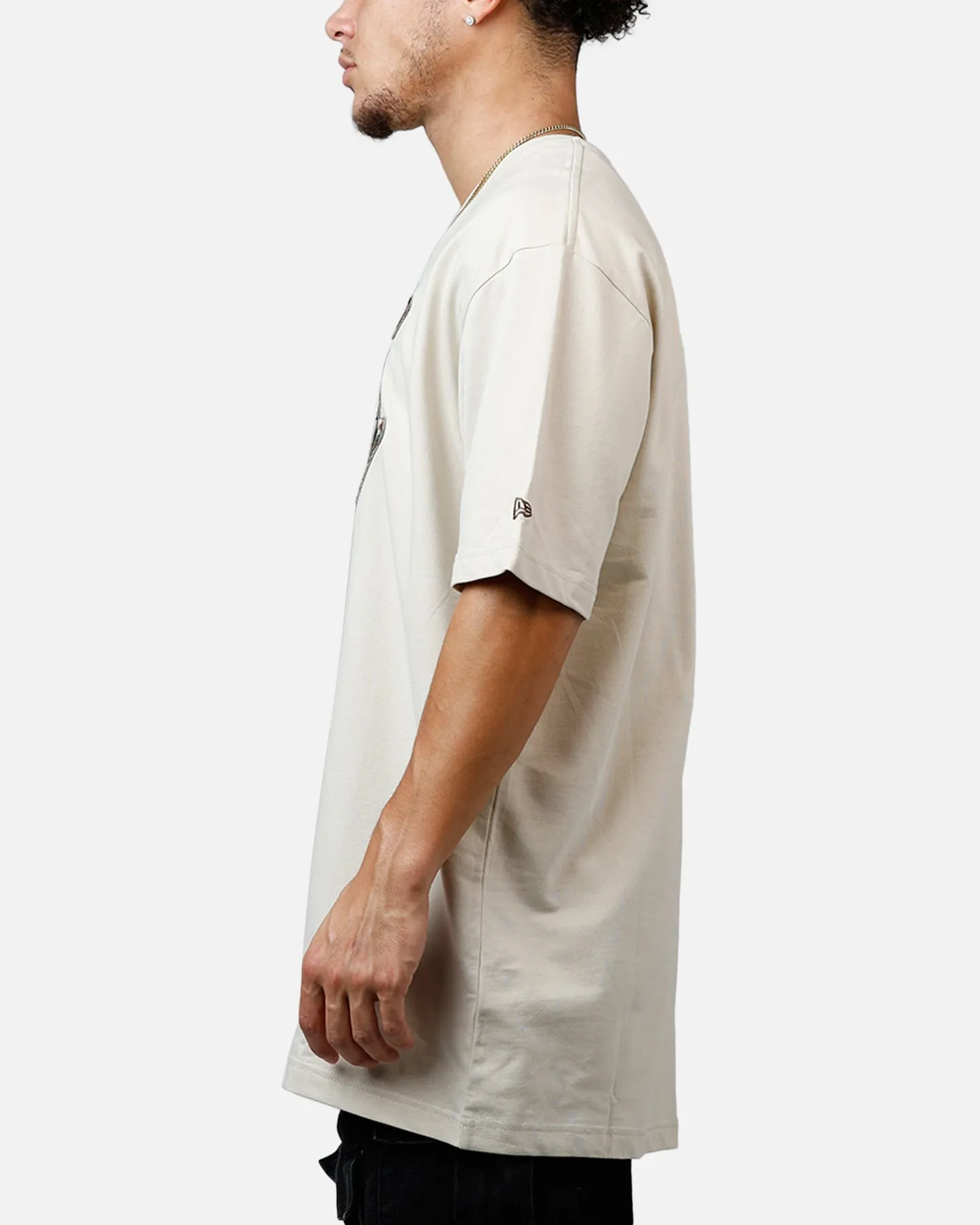 New Era Los Angeles Lakers Upholstery T-Shirt Stone sold by Culture Kings product image thumbnail 5