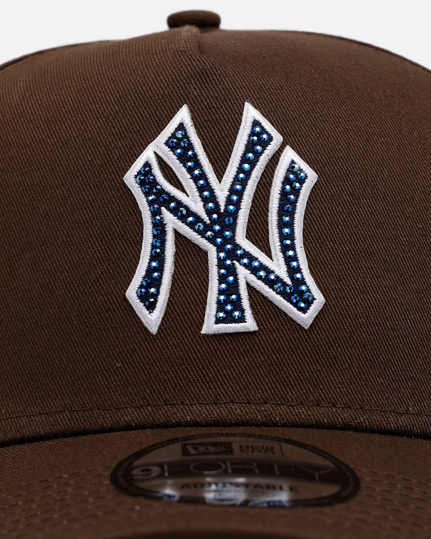 New Era New York Yankees 'Diamante' 9FORTY A-Frame Snapback Walnut sold by Culture Kings product image thumbnail 5