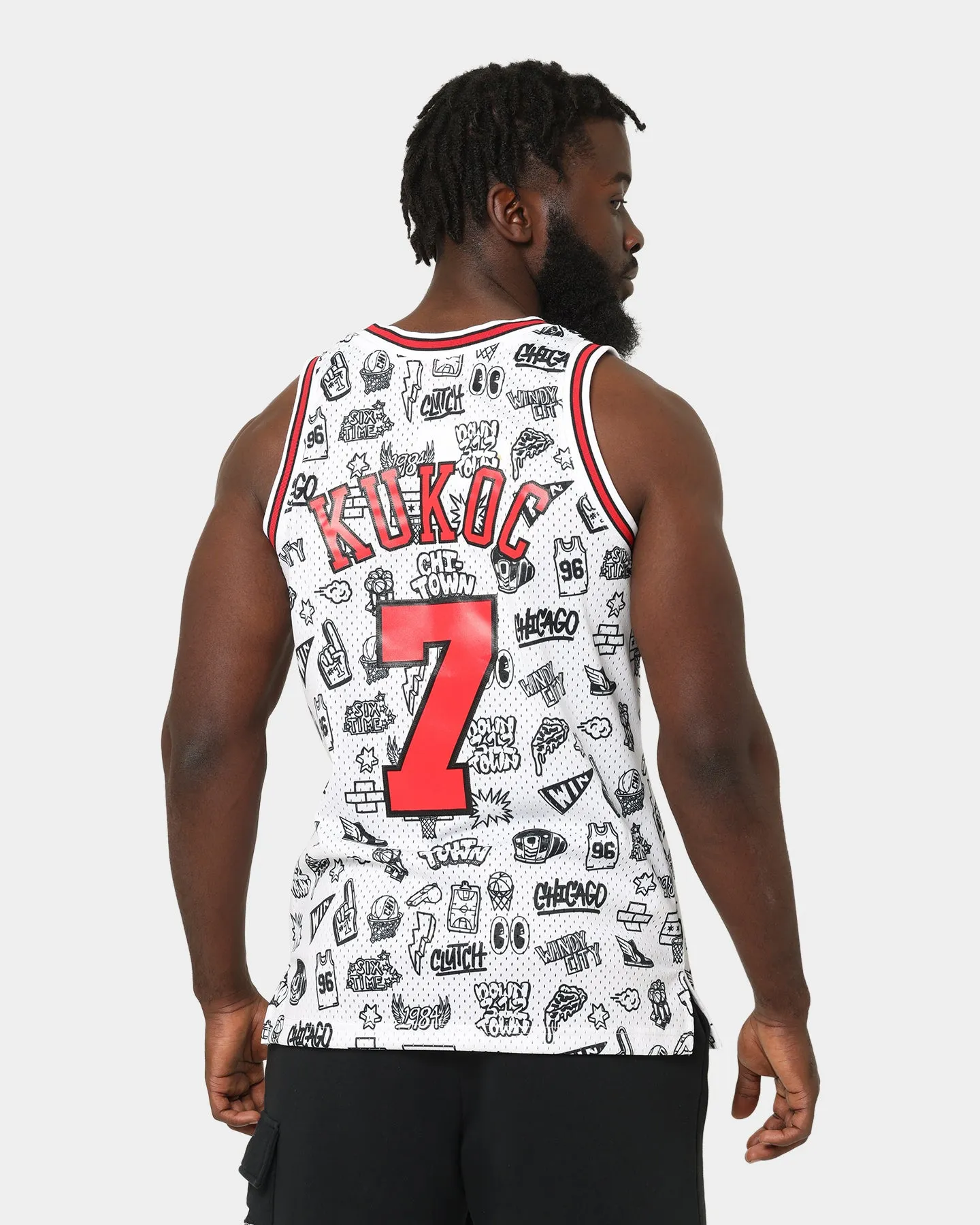Mitchell & Ness Chicago Bulls Toni Kukoč #7 1997-1998 Doodle Swingman Jersey White sold by Culture Kings product image thumbnail 2
