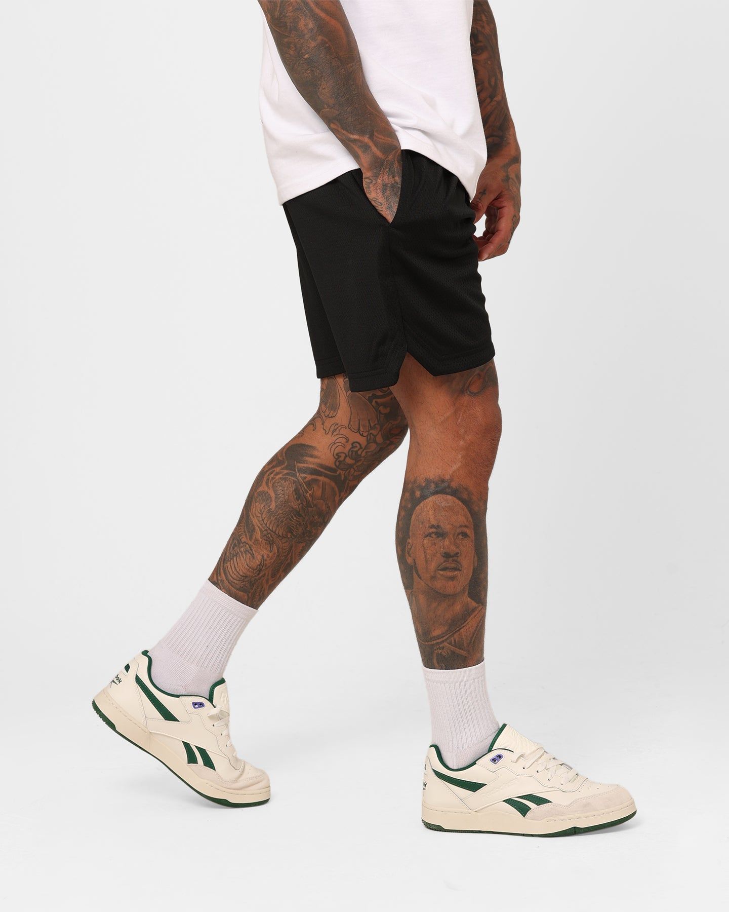 New Era Los Angeles Dodgers Mesh Shorts Black sold by Culture Kings product image thumbnail 5