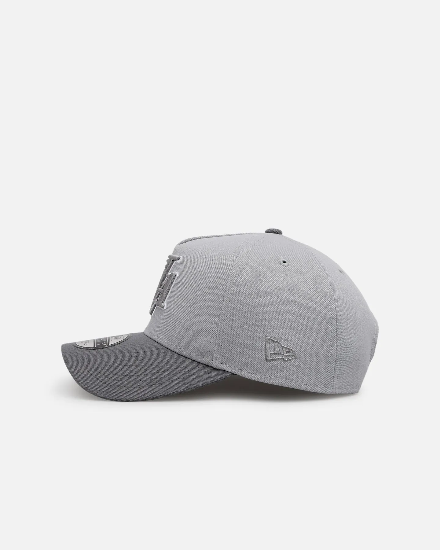 New Era Los Angeles Lakers 'Smoke' 9FORTY A-Frame Snapback Smoke sold by Culture Kings product image thumbnail 4