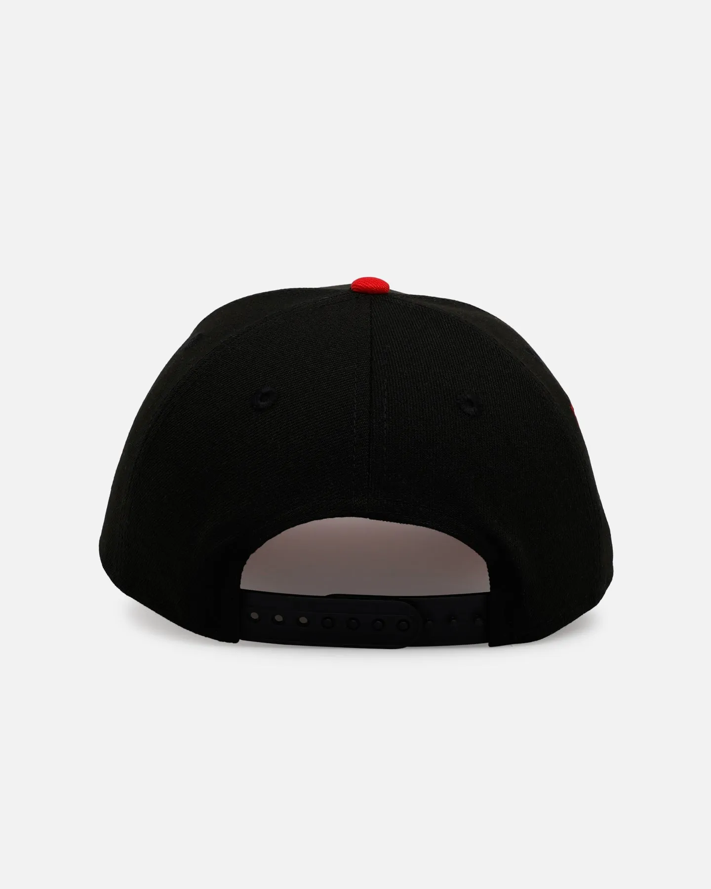 New Era Philadelphia 76ers 'Outline' 9FORTY A-Frame Snapback Black sold by Culture Kings product image thumbnail 2