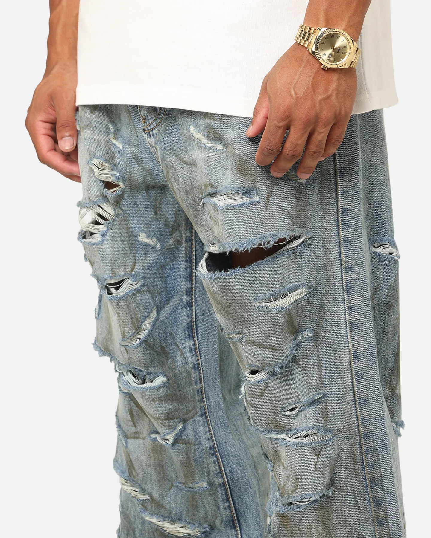 MNML Ultra Baggy Thrashed Denim Jeans Blue sold by Culture Kings product image thumbnail 3