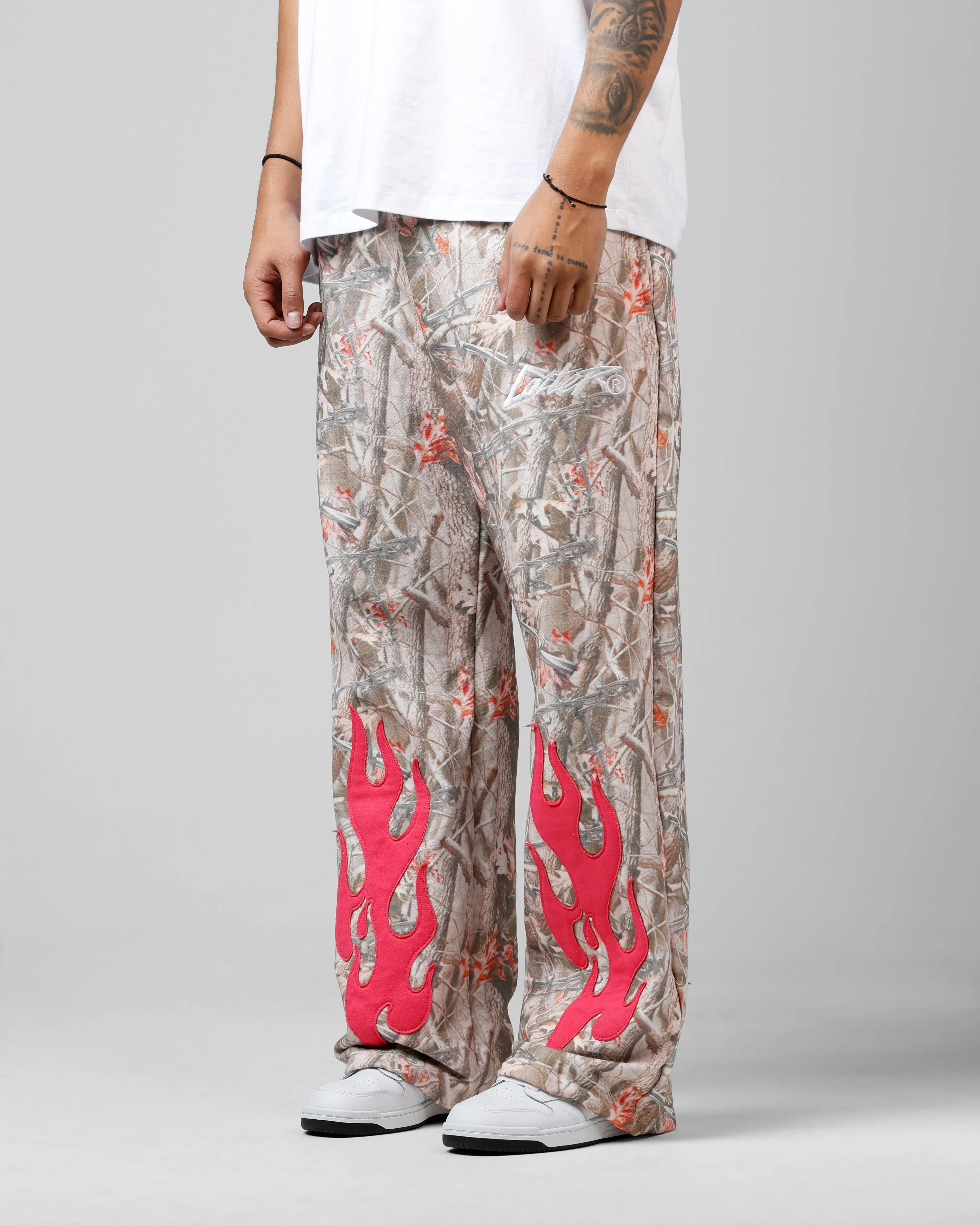 Loiter Inferno Sweatpants Real Tree Camo sold by Culture Kings product image thumbnail 4