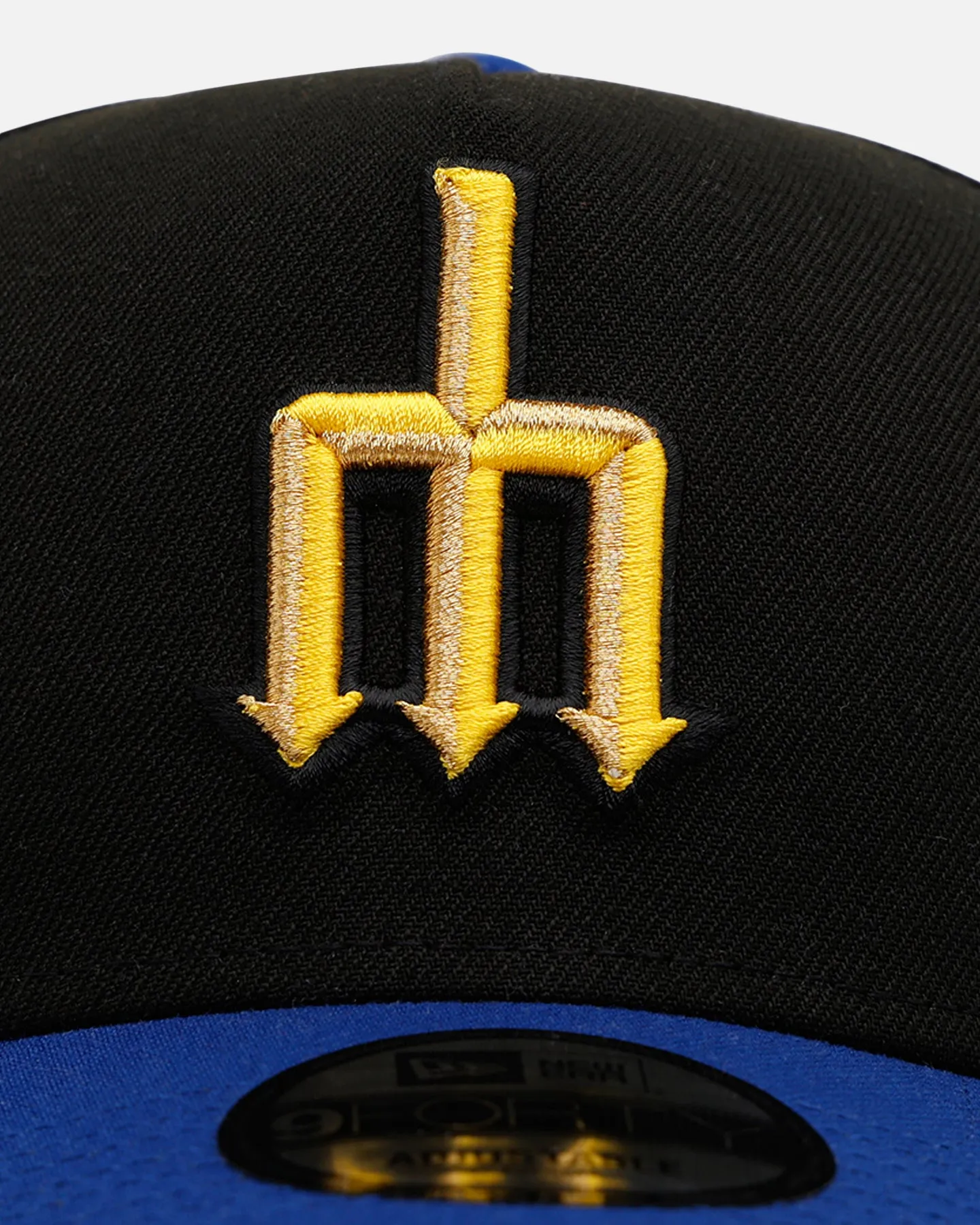 New Era Seattle Mariners 'Metallic City Connect' 9FORTY A-Frame Snapback Official Team Color sold by Culture Kings product image thumbnail 5