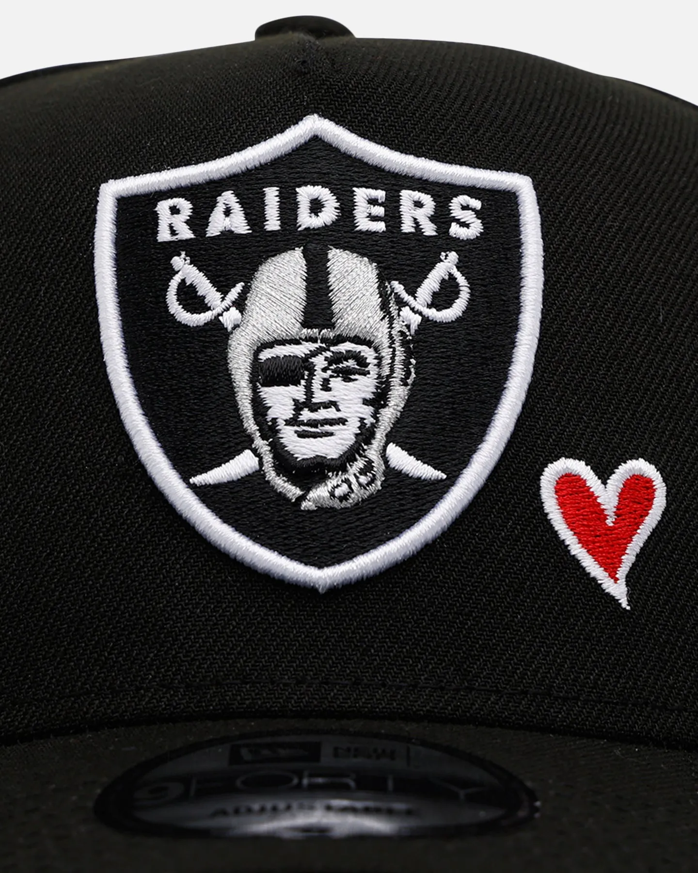 New Era Las Vegas Raiders 'Team Color Hearts' 9FORTY A-Frame Snapback Official Team Color sold by Culture Kings product image thumbnail 5