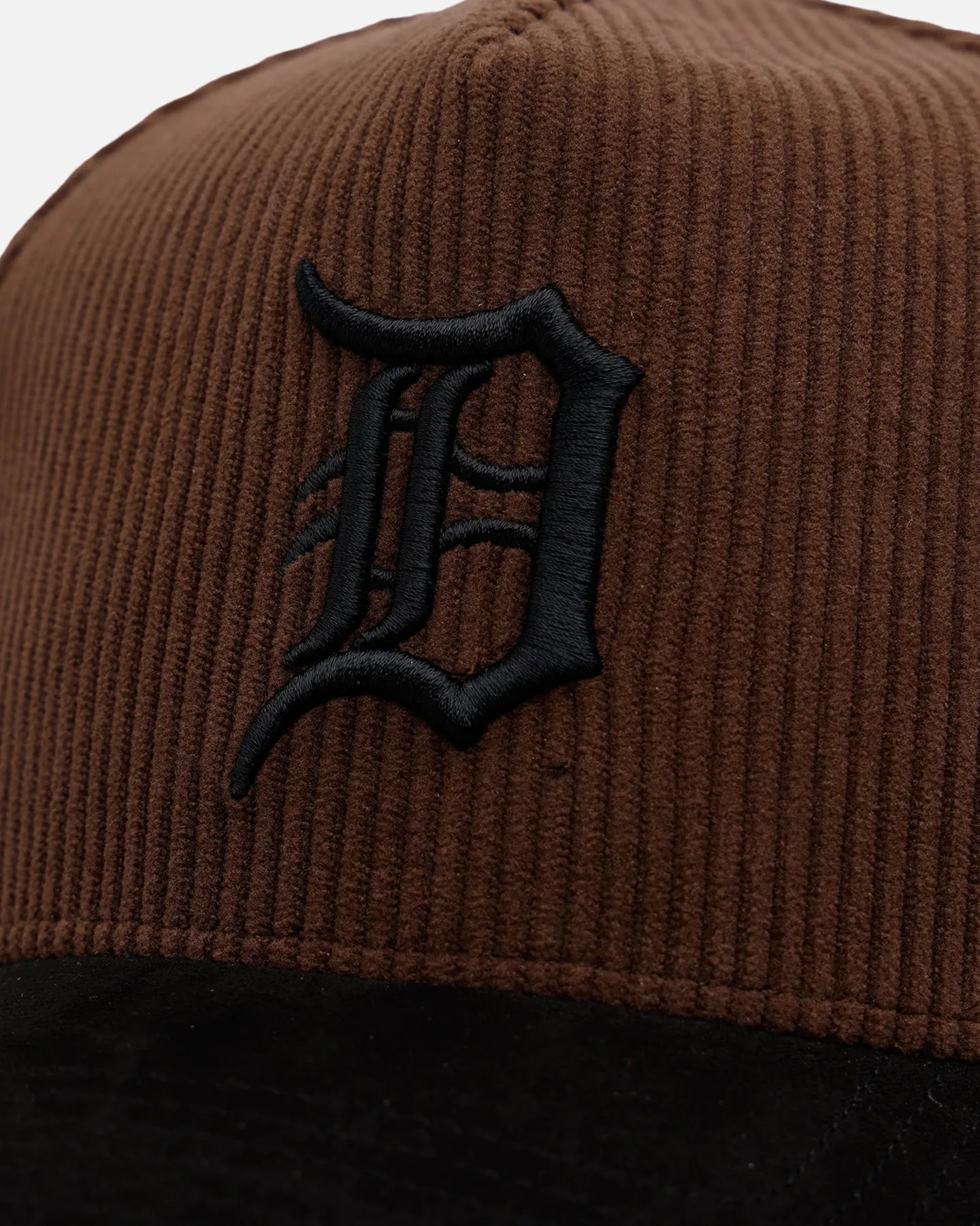 47 Brand Detroit Tigers 'Barren' Offside DT Corduroy Snapback Brown/Black sold by Culture Kings product image thumbnail 2