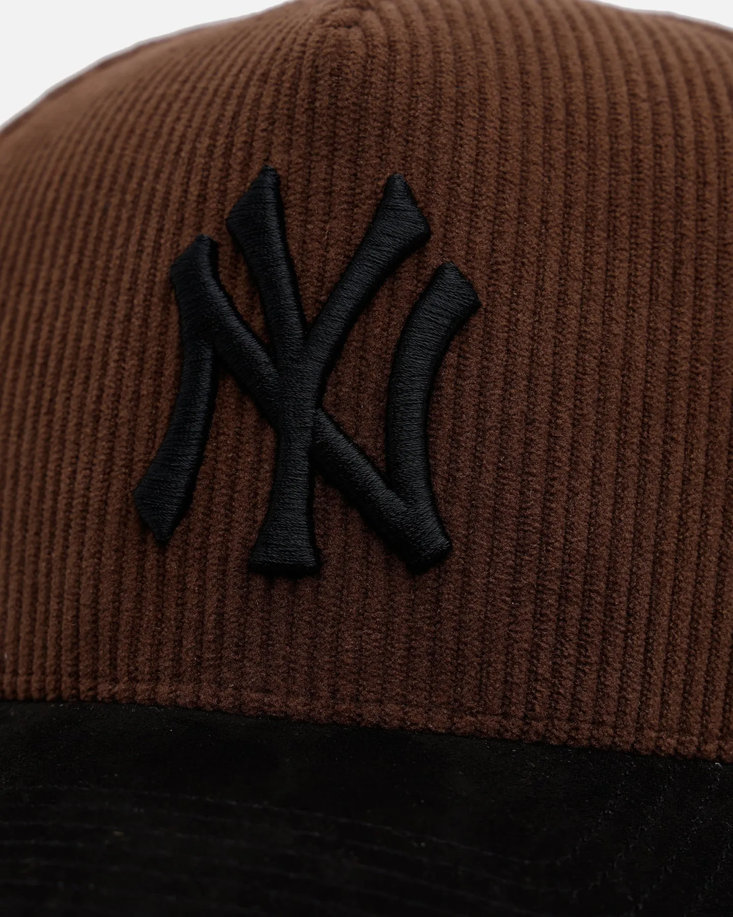 47 Brand New York Yankees 'Barren' Offside DT Corduroy Snapback Brown/Black sold by Culture Kings product image thumbnail 2