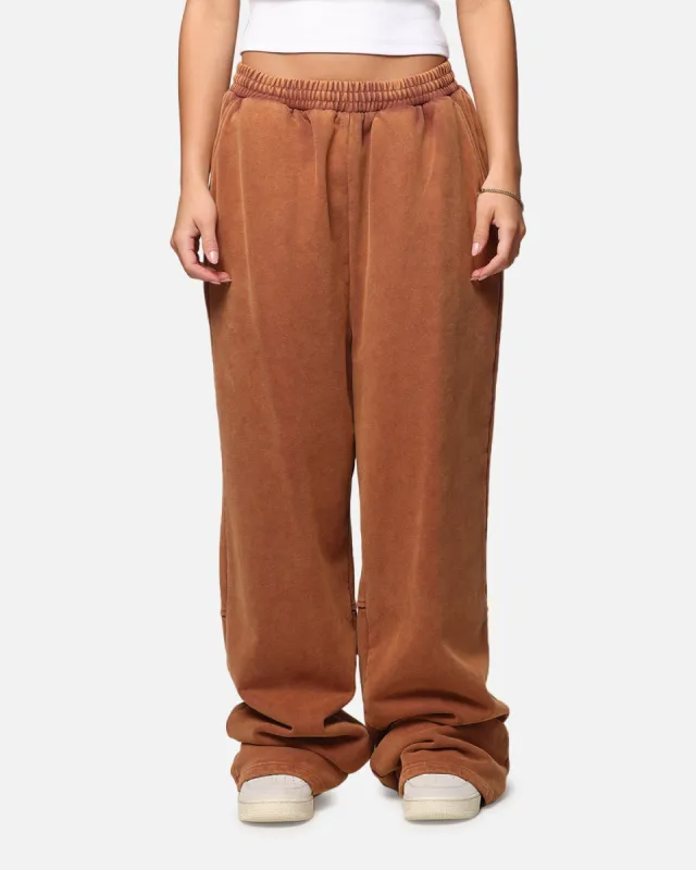 MNML Boxing Oversized Sweatpants Orange sold by Culture Kings