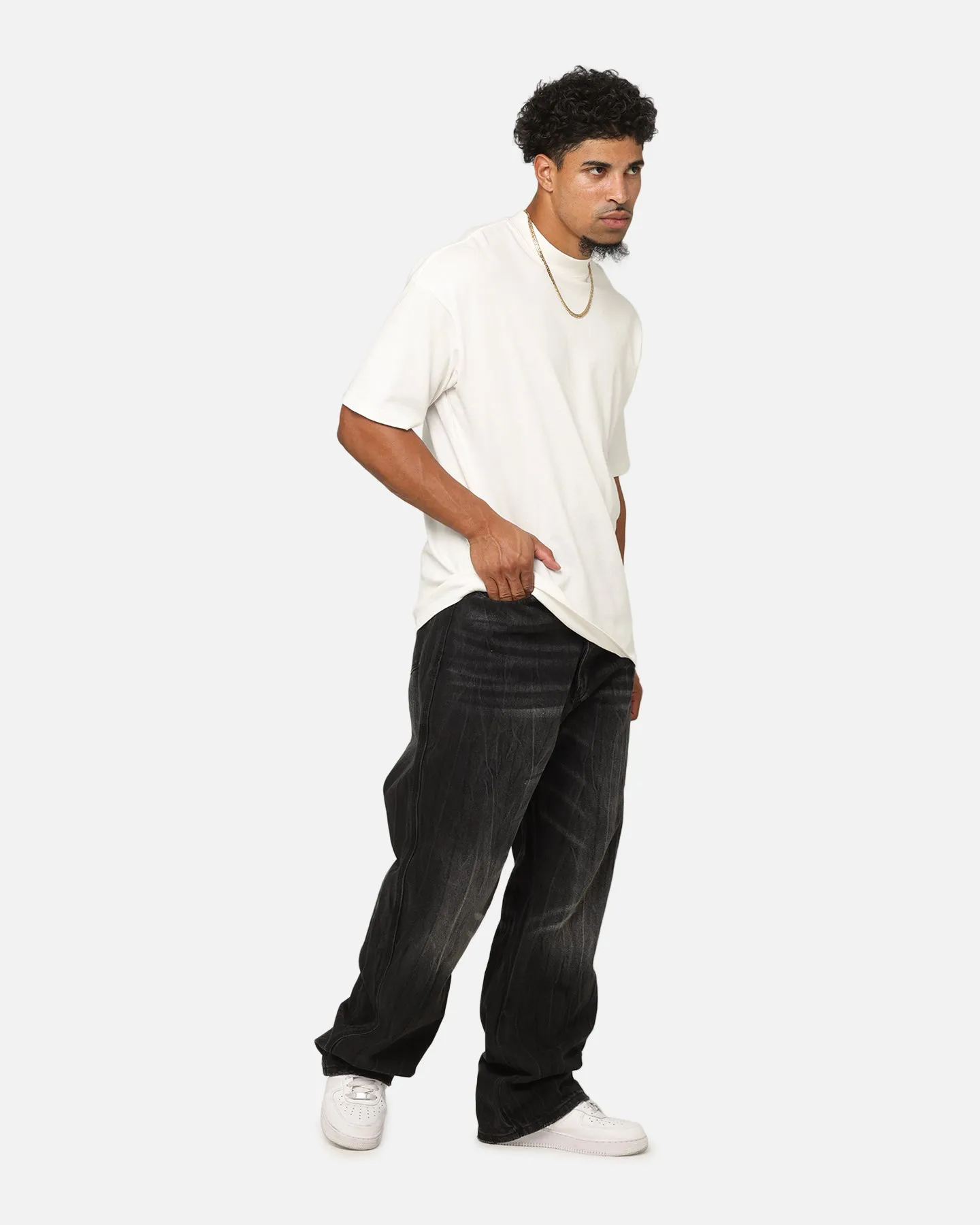 MNML Ultra Baggy GN16 Denim Jeans Black sold by Culture Kings product image thumbnail 2