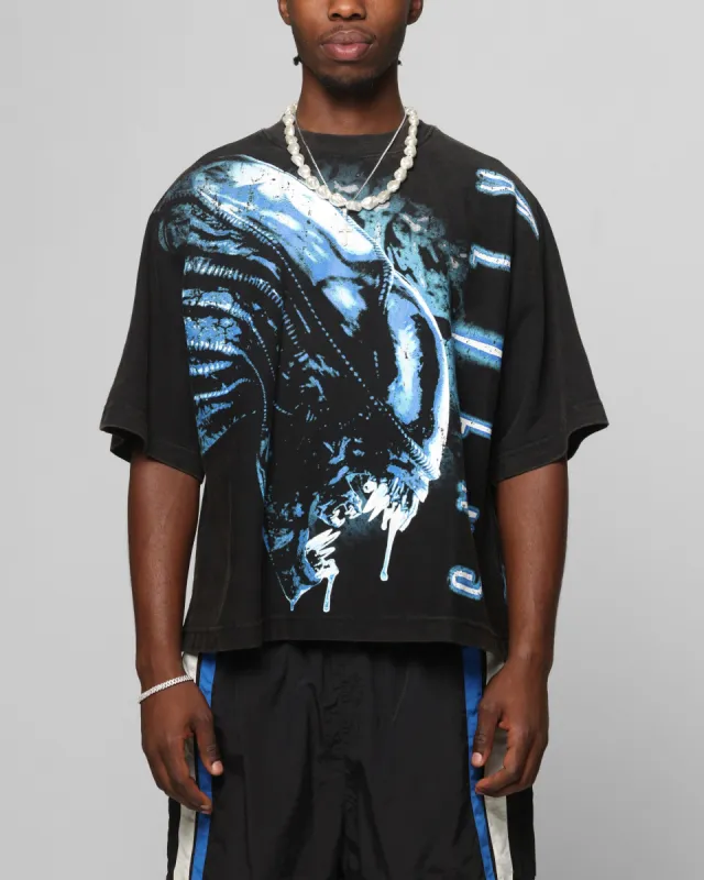 Loiter Alien It's War Boxy T-Shirt Washed Black sold by Culture Kings