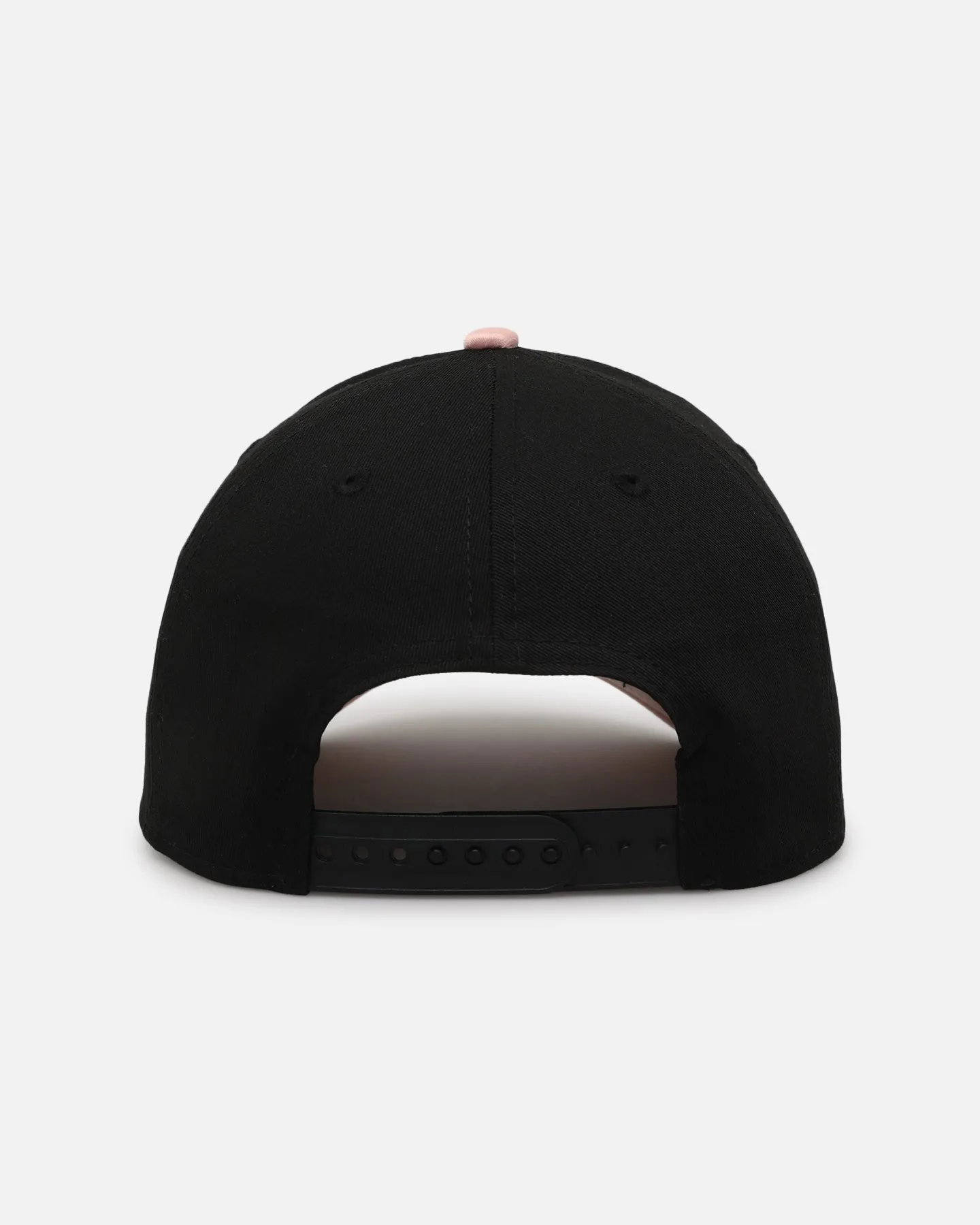 New Era Chicago White Sox 'Pink Satin Hearts 2.0' 9FORTY A-Frame Snapback Black/Pink sold by Culture Kings product image thumbnail 3