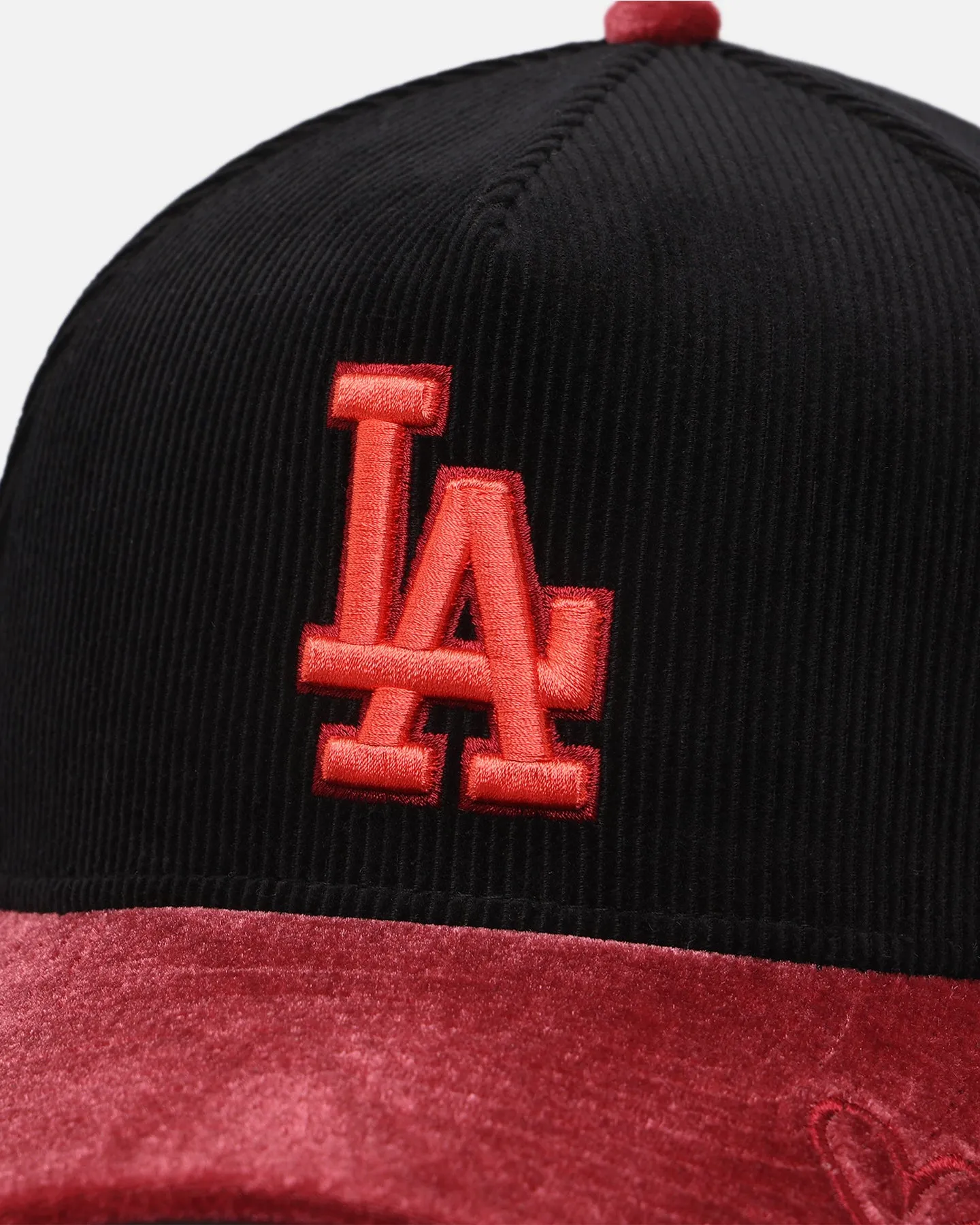 New Era Los Angeles Dodgers 'Velvet Cord Certified Lover' 9FORTY A-Frame Premium Corduroy Snapback Violet sold by Culture Kings product image thumbnail 3