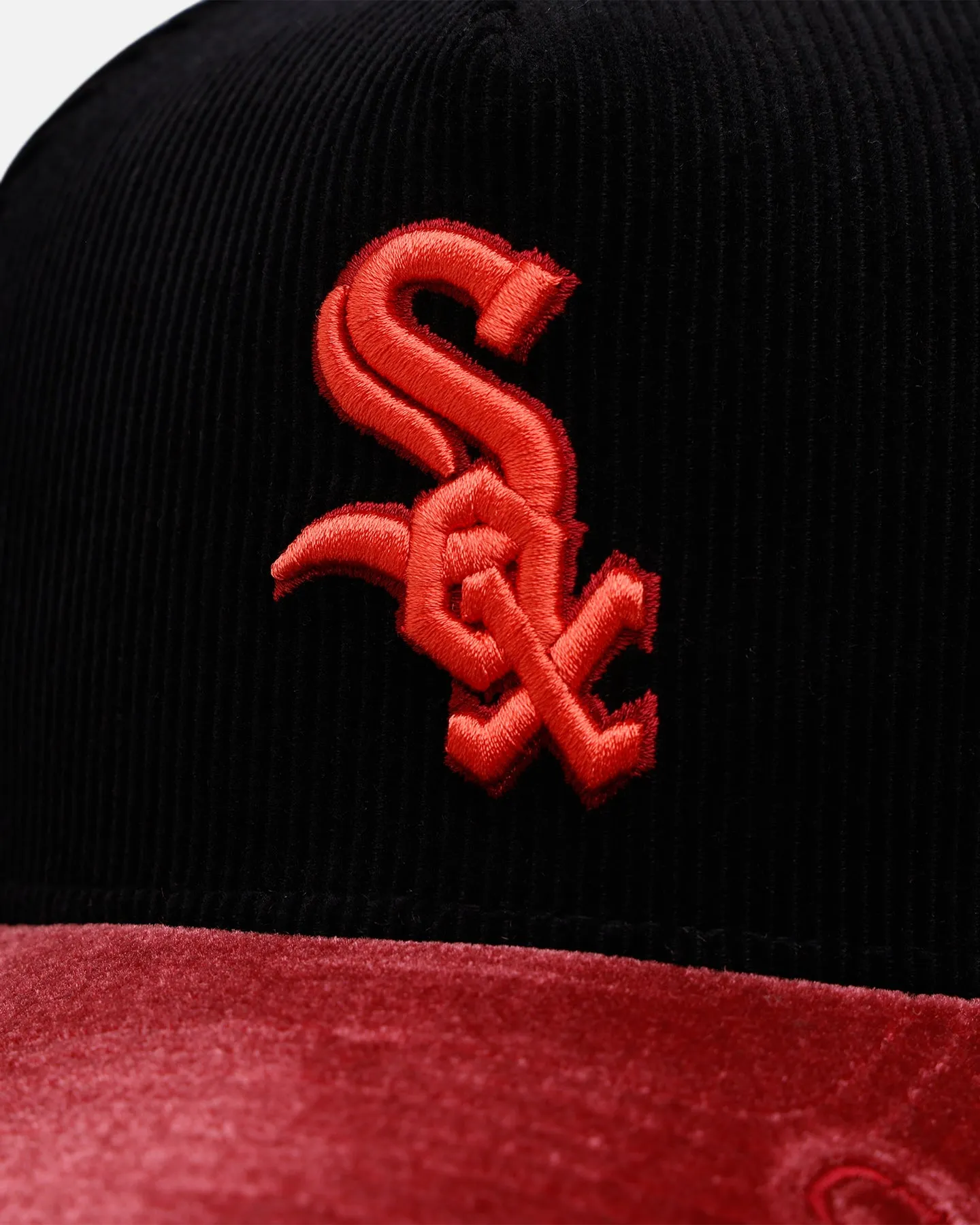 New Era Chicago White Sox 'Velvet Cord Certified Lover' 9FORTY A-Frame Premium Corduroy Snapback Black sold by Culture Kings product image thumbnail 4