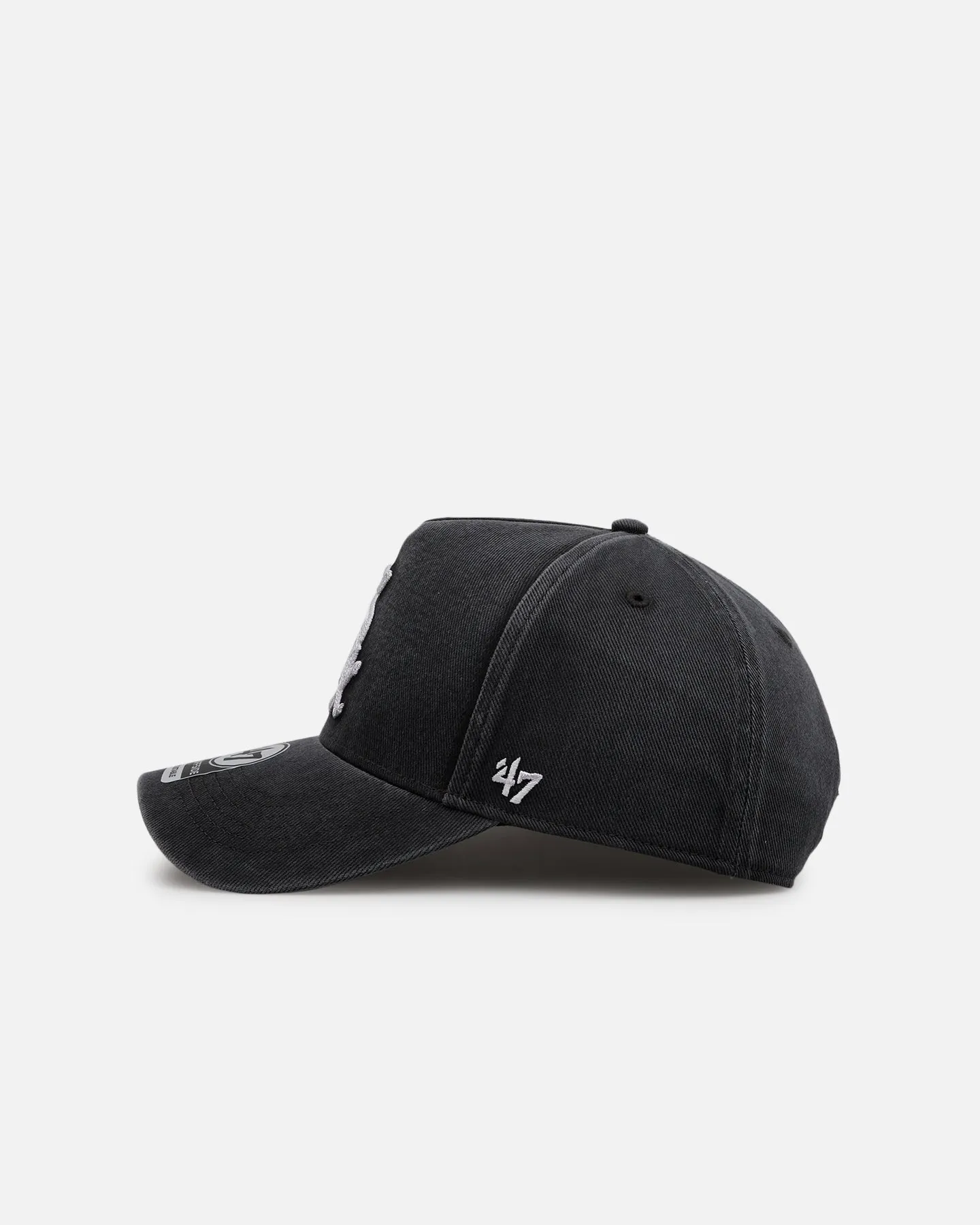 47 Brand Chicago White Sox 'Washed Black' Offside DT Snapback Washed Black sold by Culture Kings product image thumbnail 4