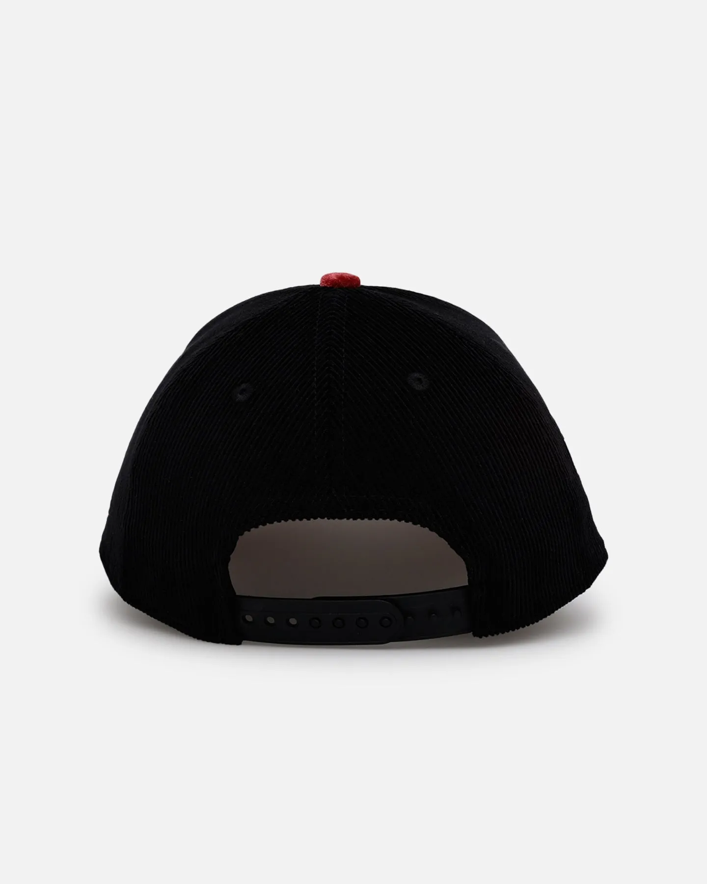 New Era Atlanta Braves 'Velvet Cord Certified Lover' 9FORTY A-Frame Premium Corduroy Snapback Black sold by Culture Kings product image thumbnail 5