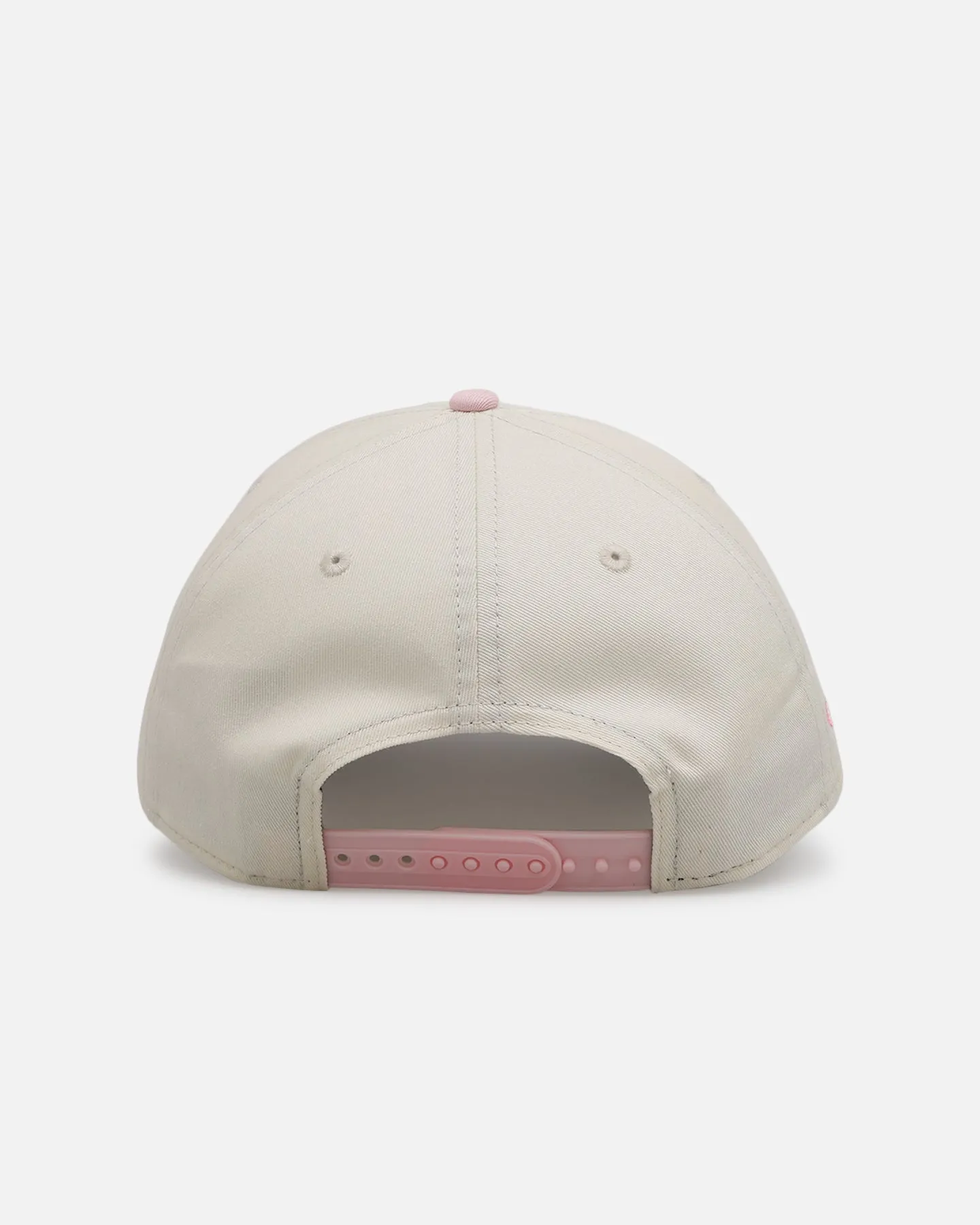 New Era Atlanta Braves 'Lover's Club' 9FORTY A-Frame Snapback Chrome sold by Culture Kings product image thumbnail 2