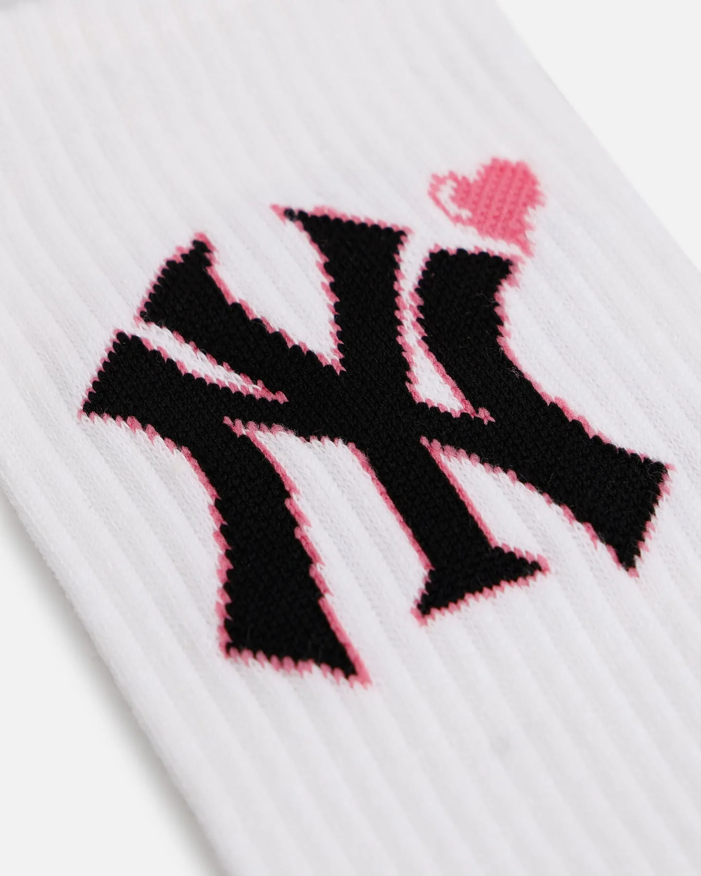 Pro Compression New York Yankees Heart Crew Sock White sold by Culture Kings product image thumbnail 5