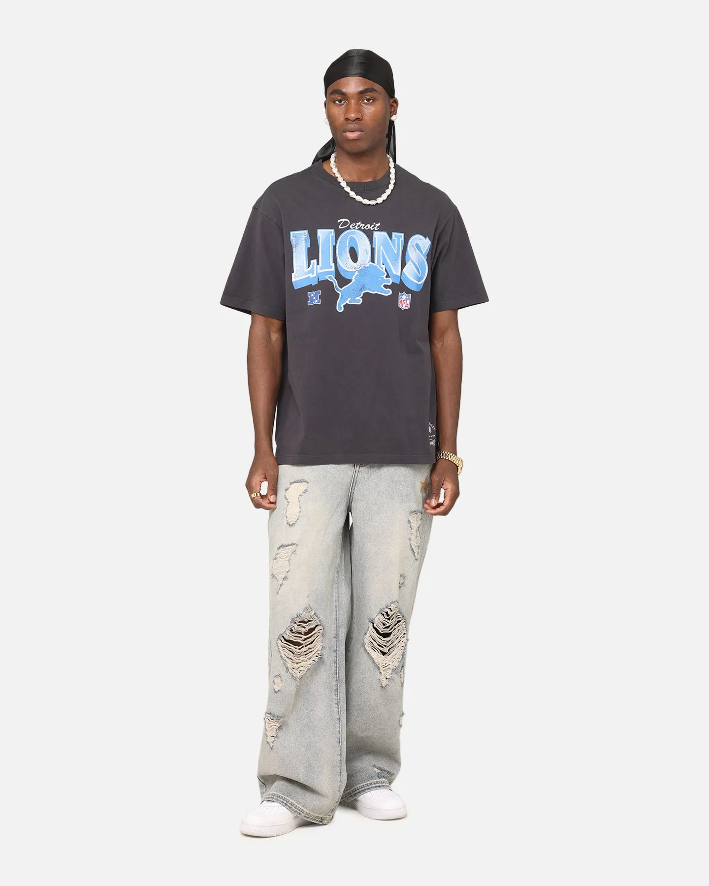 Mitchell & Ness Detroit Lions Arch T-Shirt Faded Black sold by Culture Kings product image thumbnail 2
