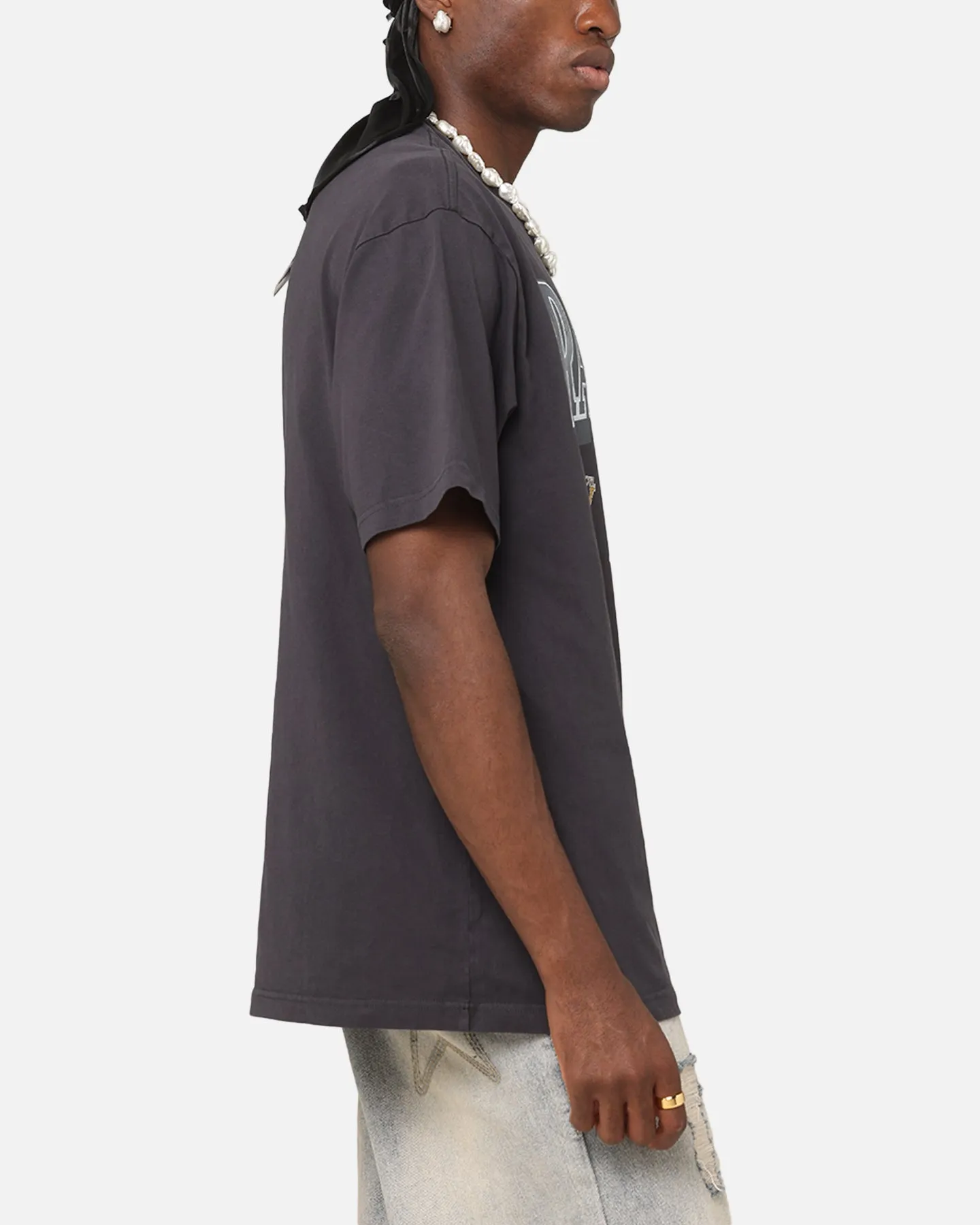 Mitchell & Ness Las Vegas Raiders Arch T-Shirt Faded Black sold by Culture Kings product image thumbnail 4