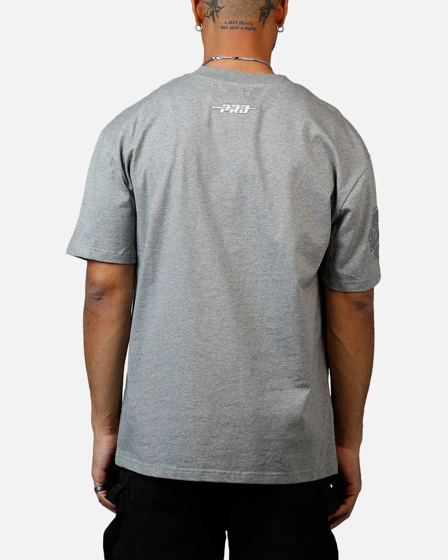 Pro Standard Philadelphia Phillies Reverse French Terry T-Shirt Grey sold by Culture Kings product image thumbnail 2