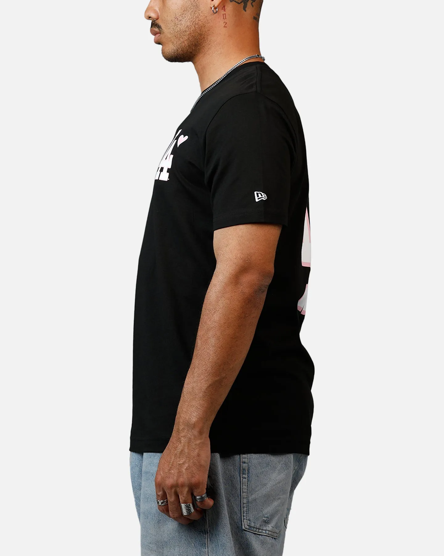 New Era Los Angeles Dodgers Heart T-Shirt Black sold by Culture Kings product image thumbnail 5