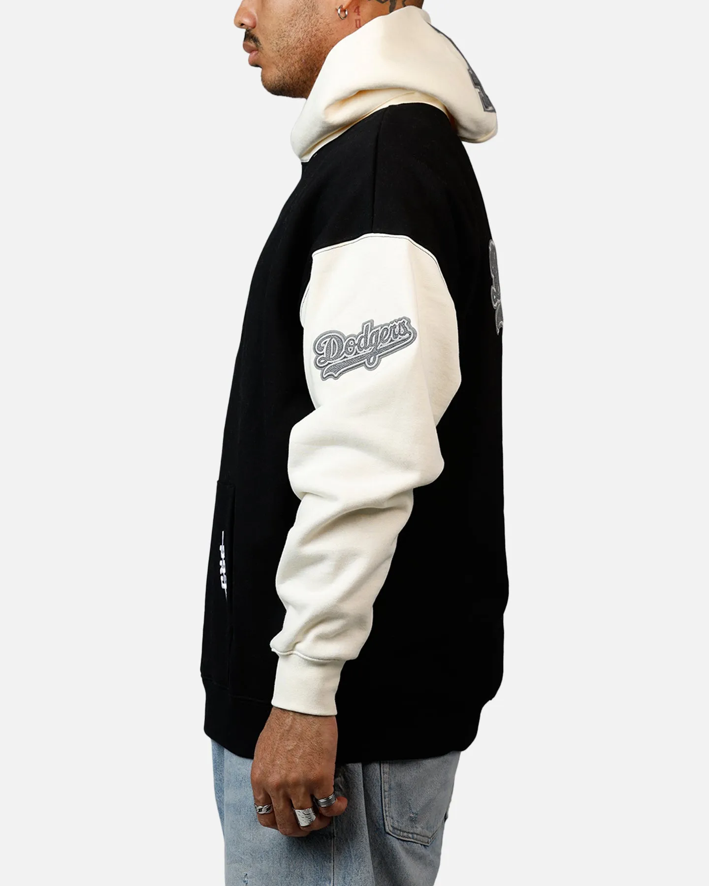 Pro Standard Los Angeles Dodgers Reverse French Terry Hoodie Black/Grey sold by Culture Kings product image thumbnail 5