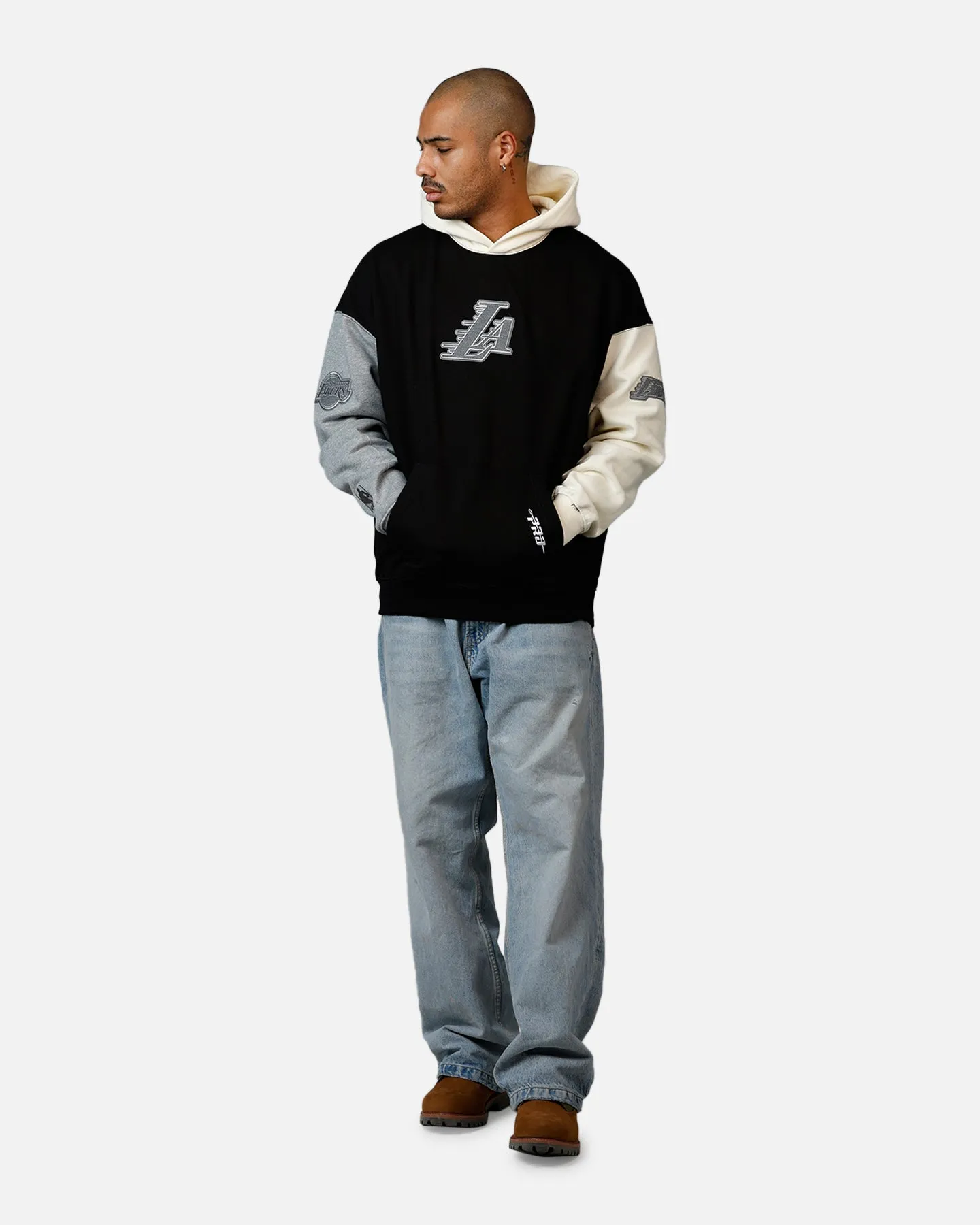 Pro Standard Los Angeles Lakers Reverse French Terry Hoodie Black/Grey sold by Culture Kings product image thumbnail 3