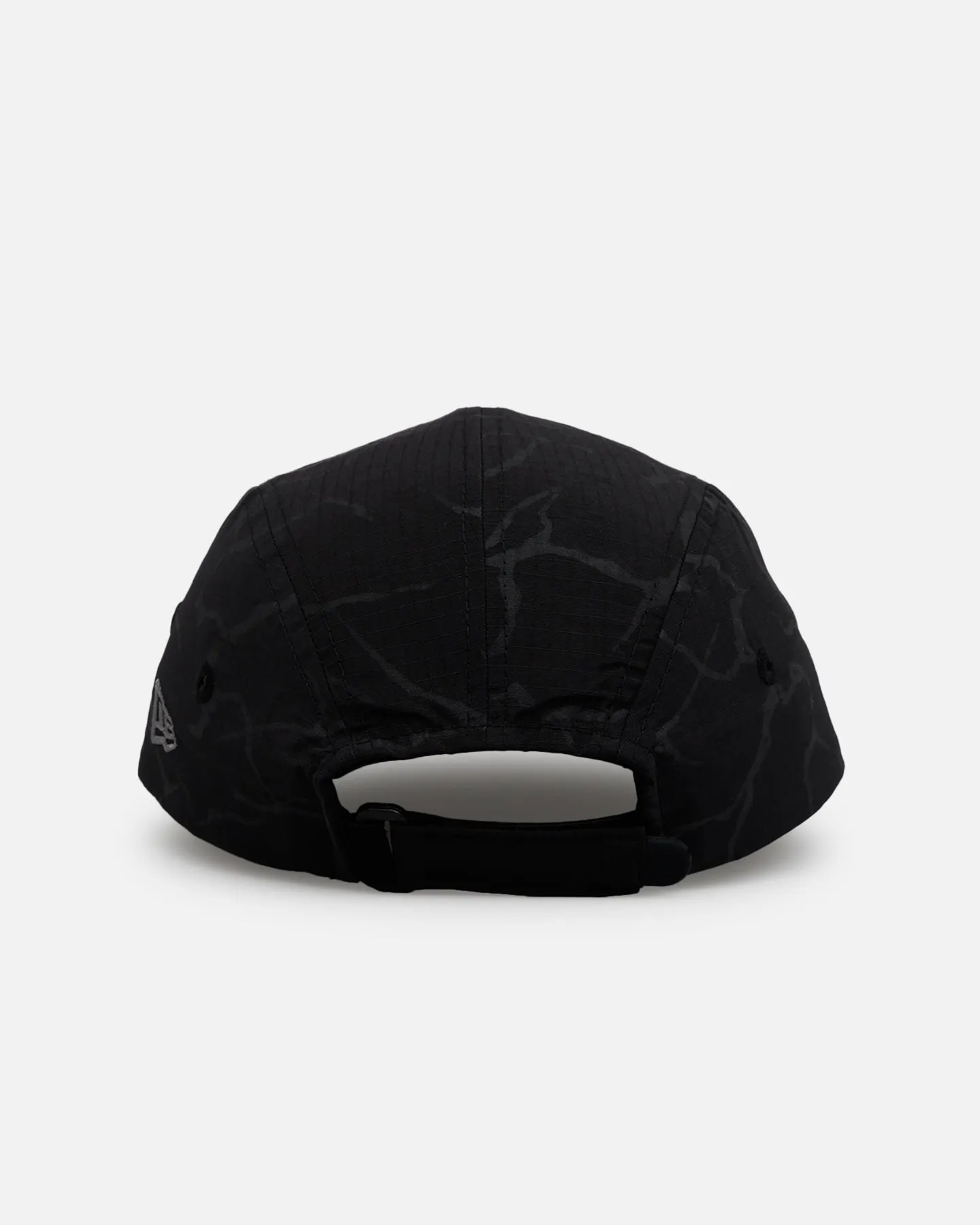 New Era New York Yankees 'Reflective Lightning' TWENTY9 Strapback Black sold by Culture Kings product image thumbnail 2