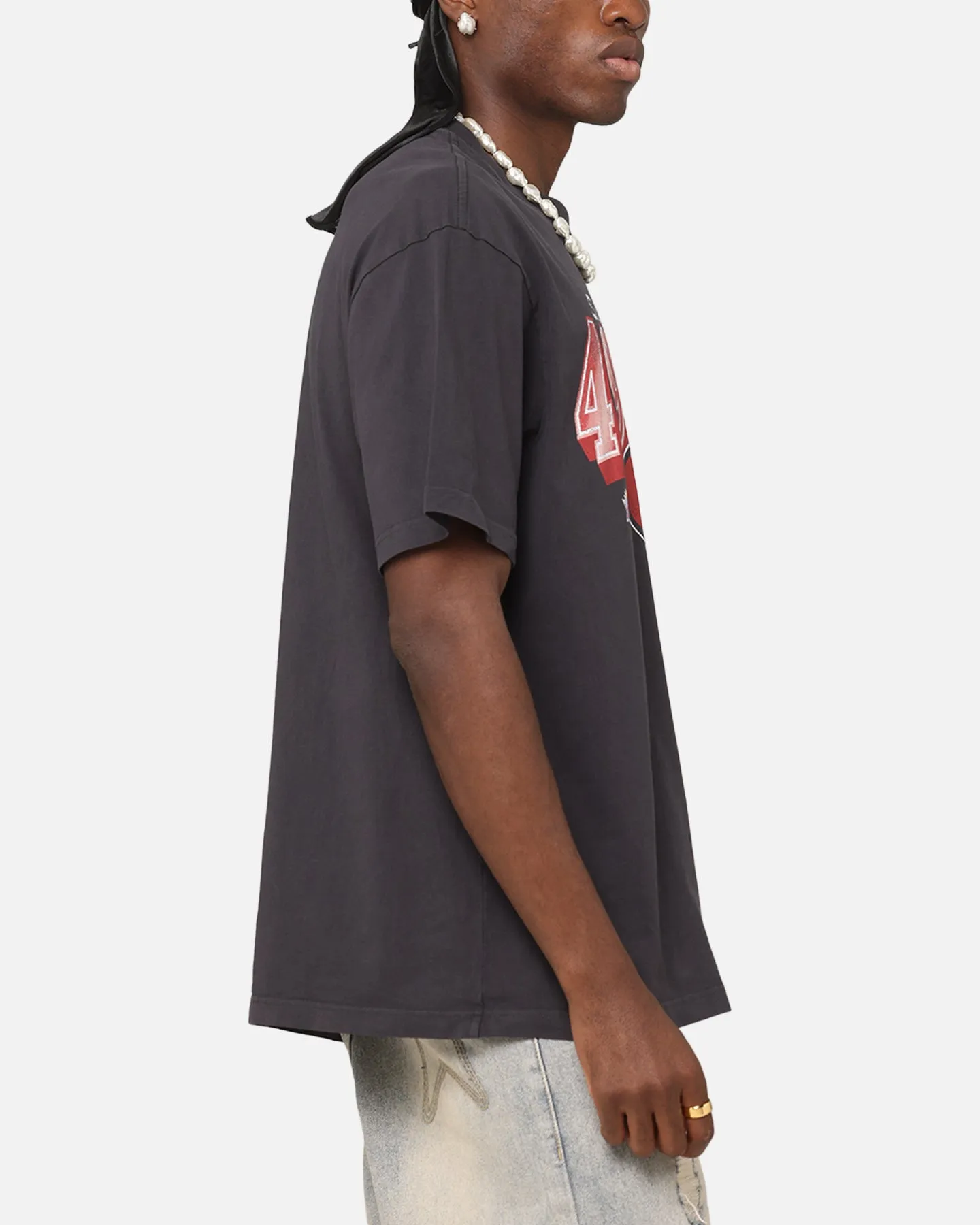 Mitchell & Ness San Francisco 49ers Arch T-Shirt Faded Black sold by Culture Kings product image thumbnail 4