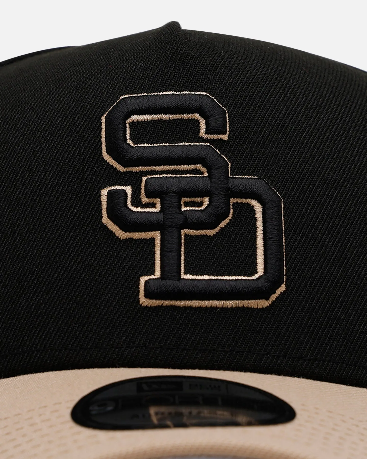 New Era San Diego Padres 'Desert Nights' 9FORTY A-Frame Snapback Black/Camel sold by Culture Kings product image thumbnail 5