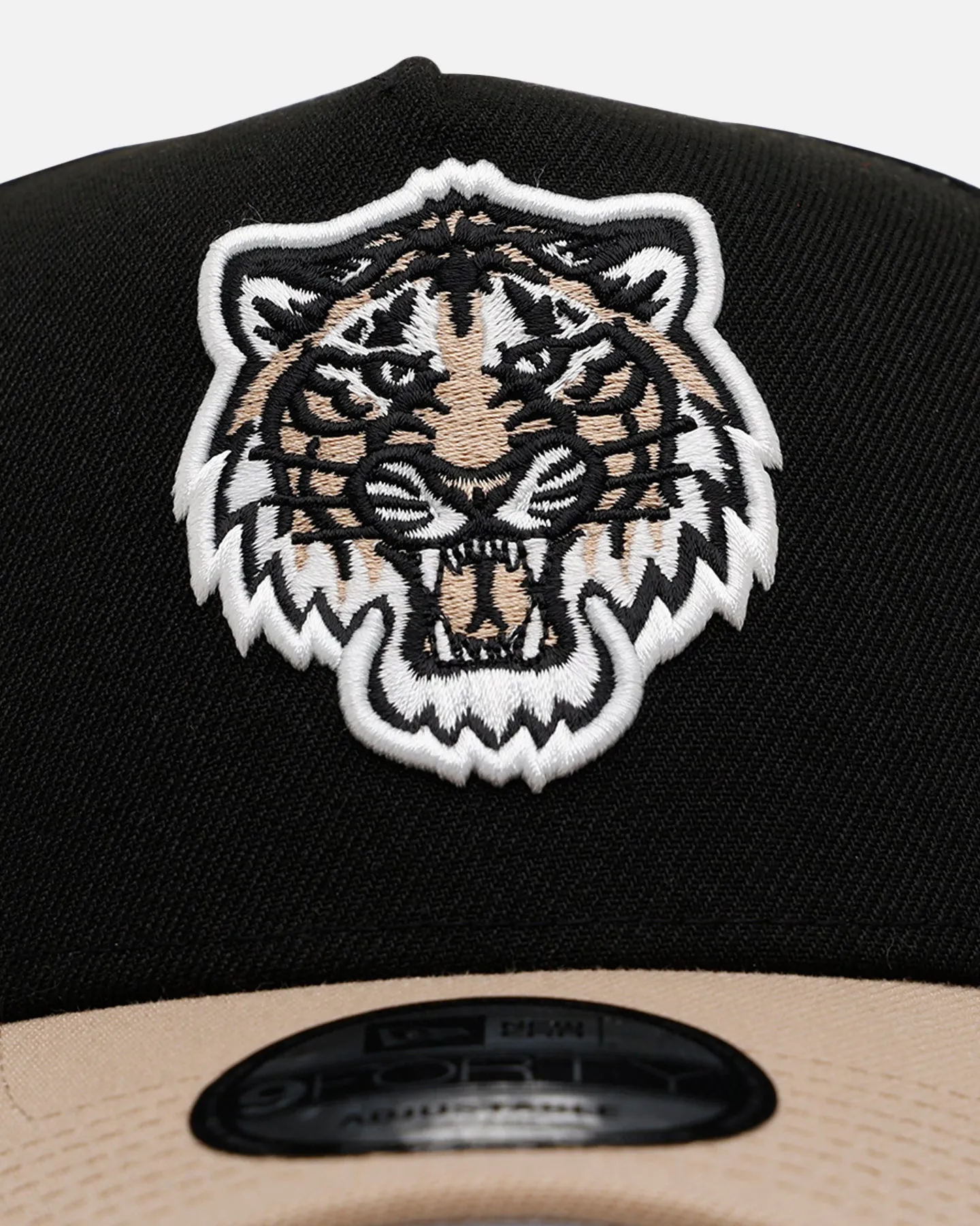 New Era Detroit Tigers 'Desert Nights' 9FORTY A-Frame Snapback Black/Camel sold by Culture Kings product image thumbnail 5