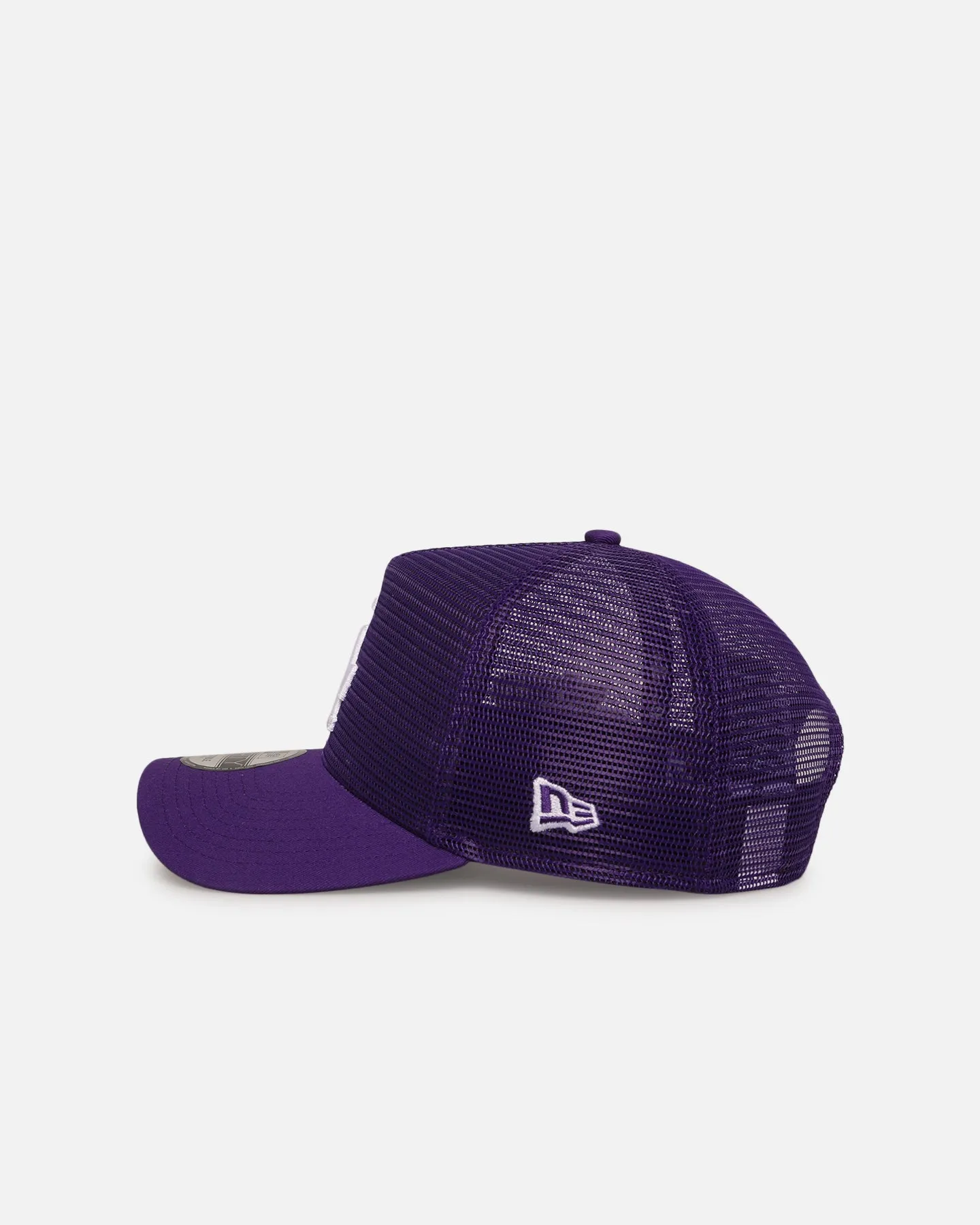 New Era Los Angeles Dodgers 'Polychromatic Mesh' 9FORTY A-Frame Snapback True Purple sold by Culture Kings product image thumbnail 4