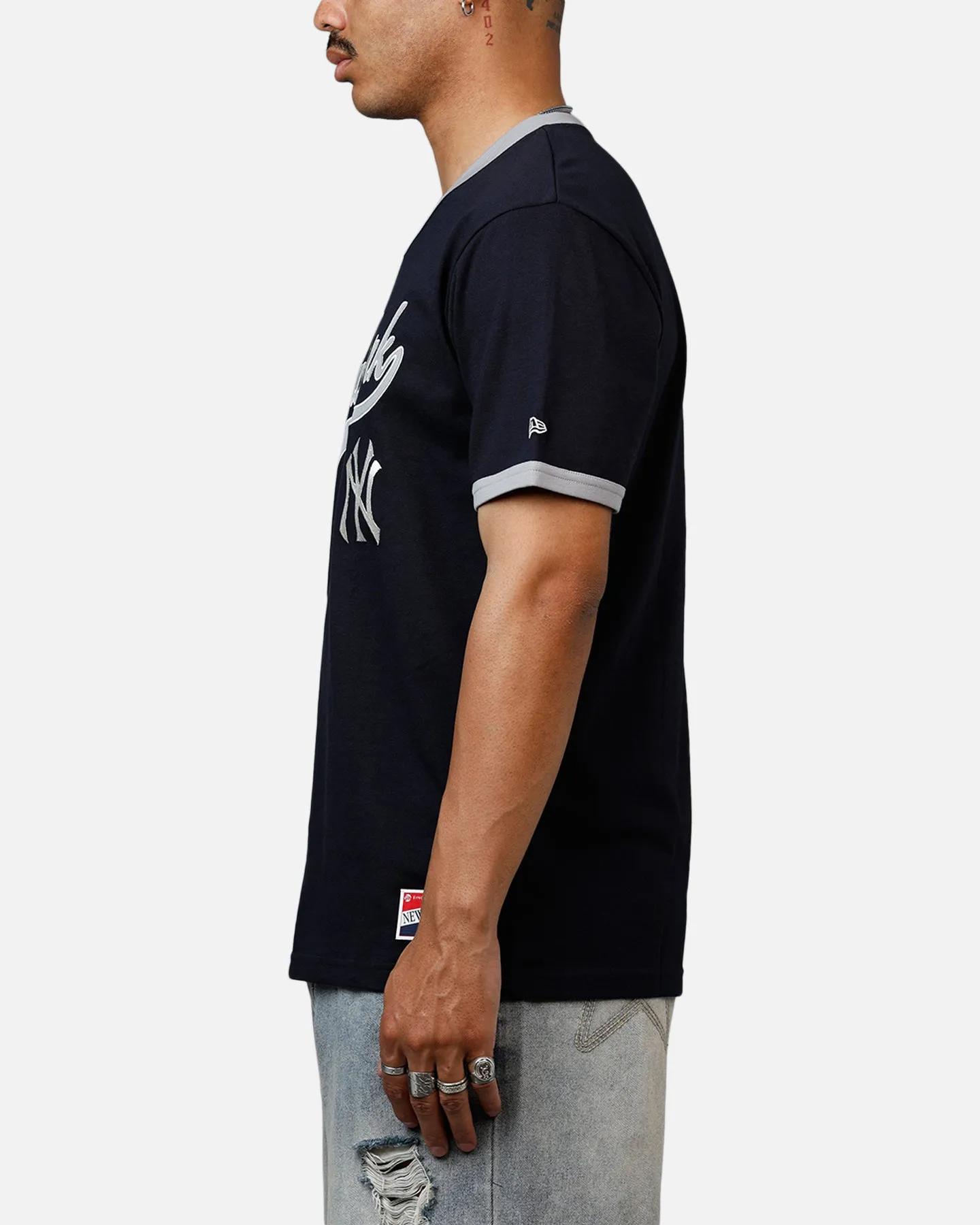 New Era New York Yankees Throwback V-Neck T-Shirt Royal Navy sold by Culture Kings product image thumbnail 5