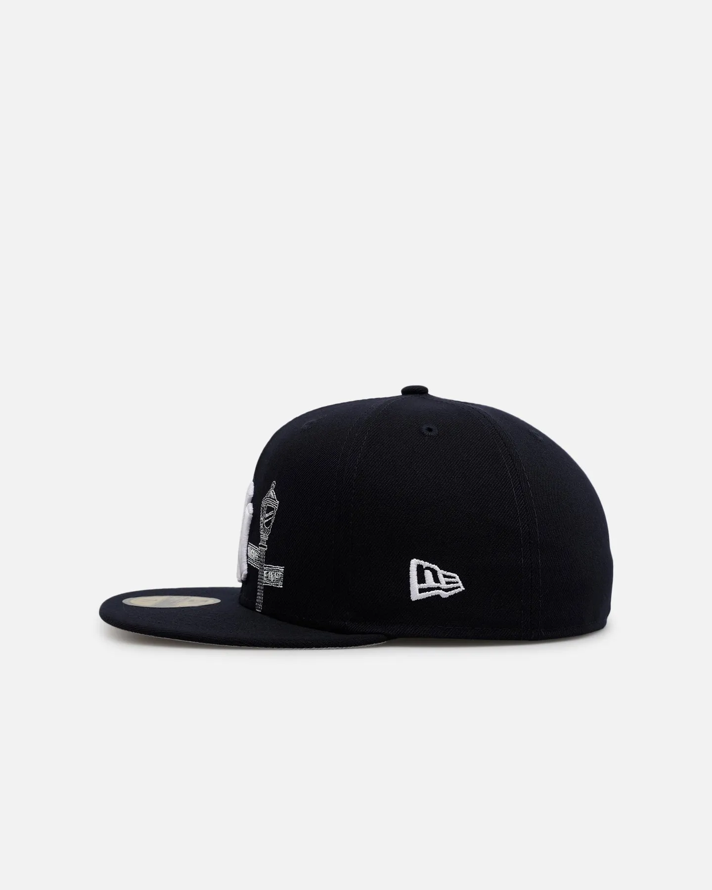 New Era New York Yankees 'Spring Injection' 59FIFTY Fitted Navy sold by Culture Kings product image thumbnail 4