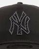 New Era New York Yankees 'Carbon Weave' 9FORTY A-Frame Snapback Black sold by Culture Kings