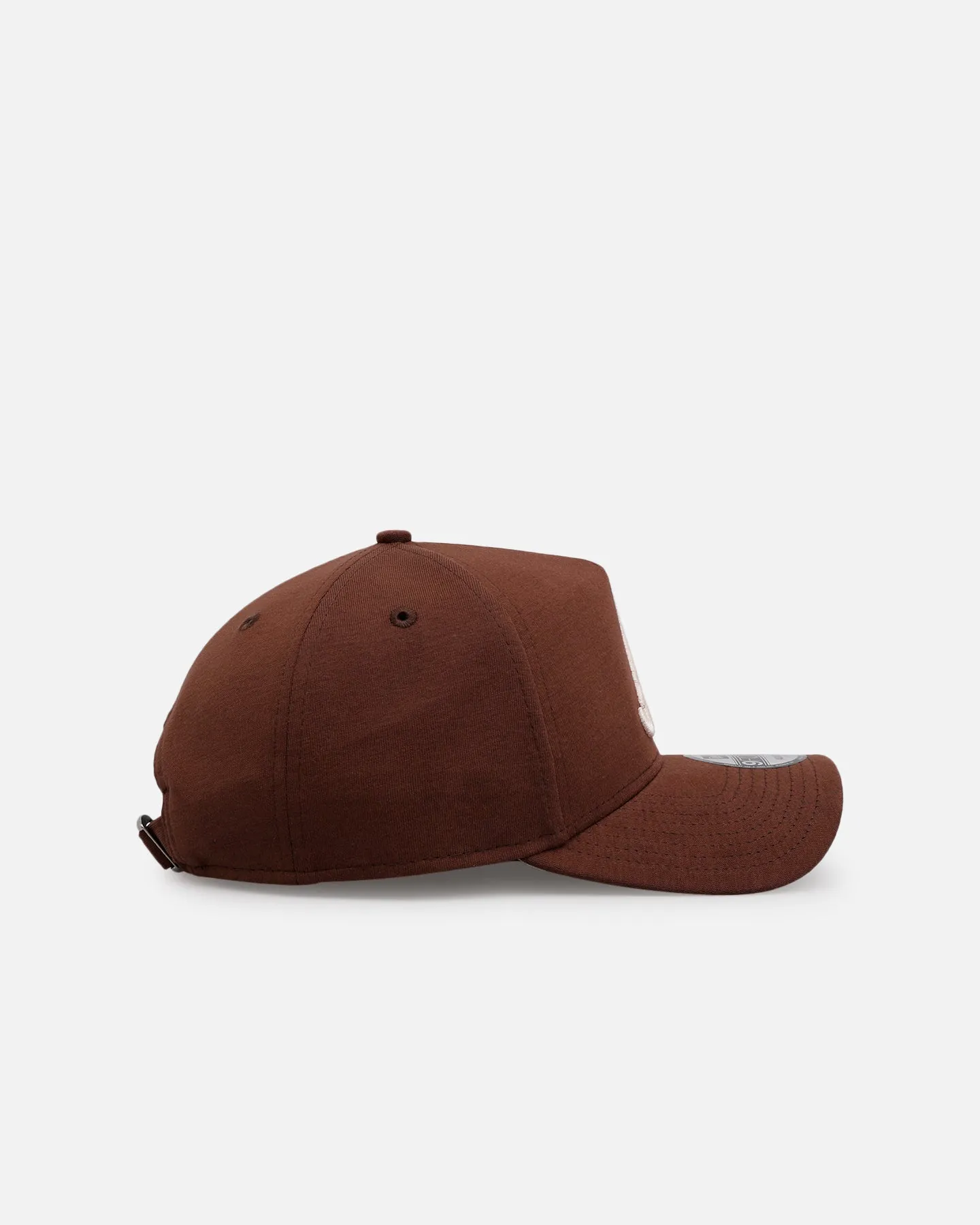 New Era Atlanta Braves 'Cozy 2.0' 9FORTY A-Frame Strapback Brown sold by Culture Kings product image thumbnail 3