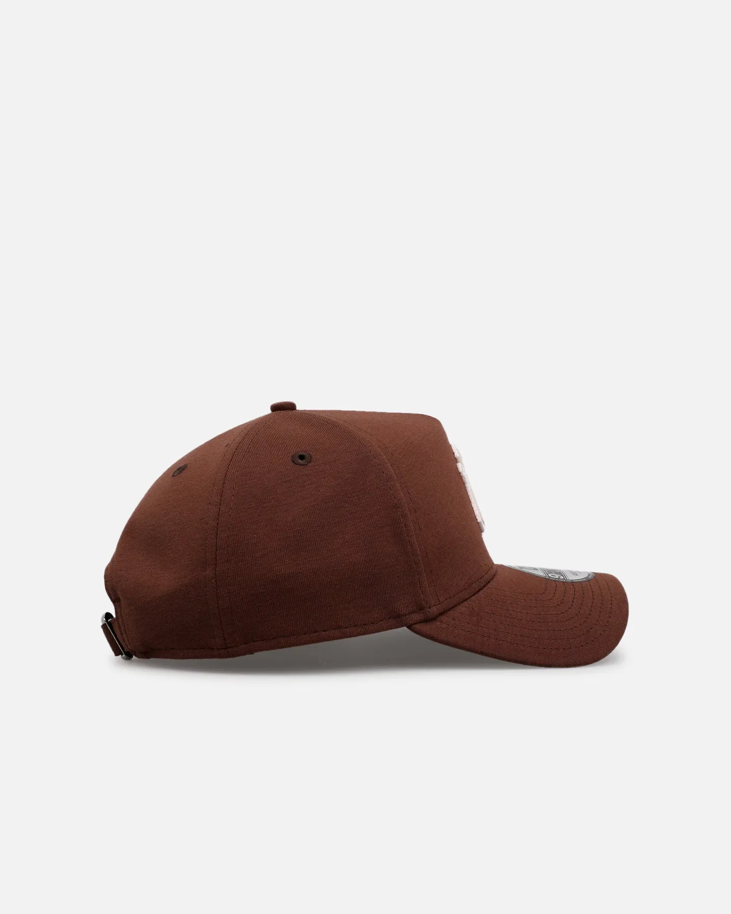 New Era New York Yankees 'Cozy 2.0' 9FORTY A-Frame Strapback Brown sold by Culture Kings product image thumbnail 3
