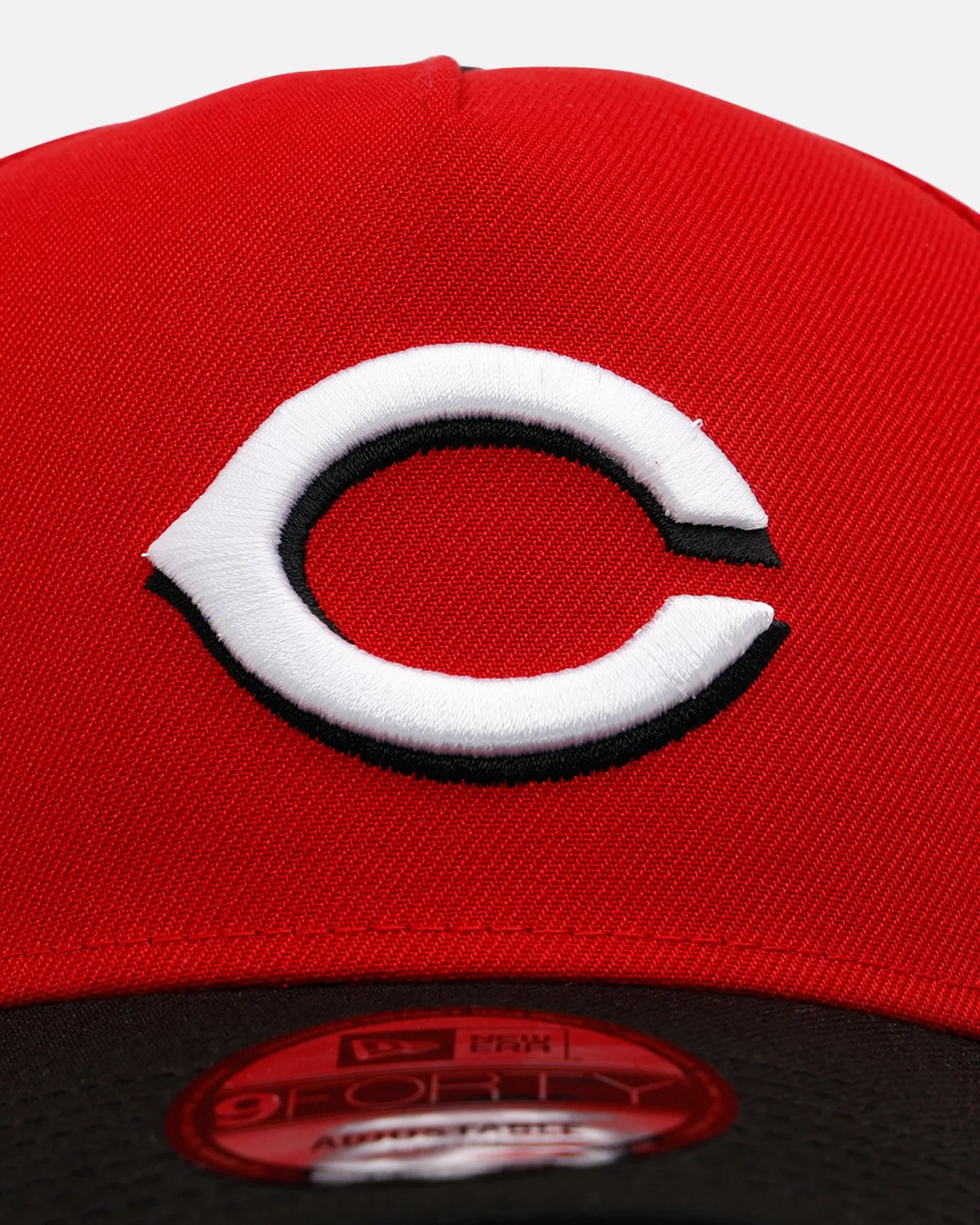 New Era Cincinnati Reds 'MLB Legends' Barry Larkin 9FORTY A-Frame Snapback Official Team Color sold by Culture Kings product image thumbnail 5