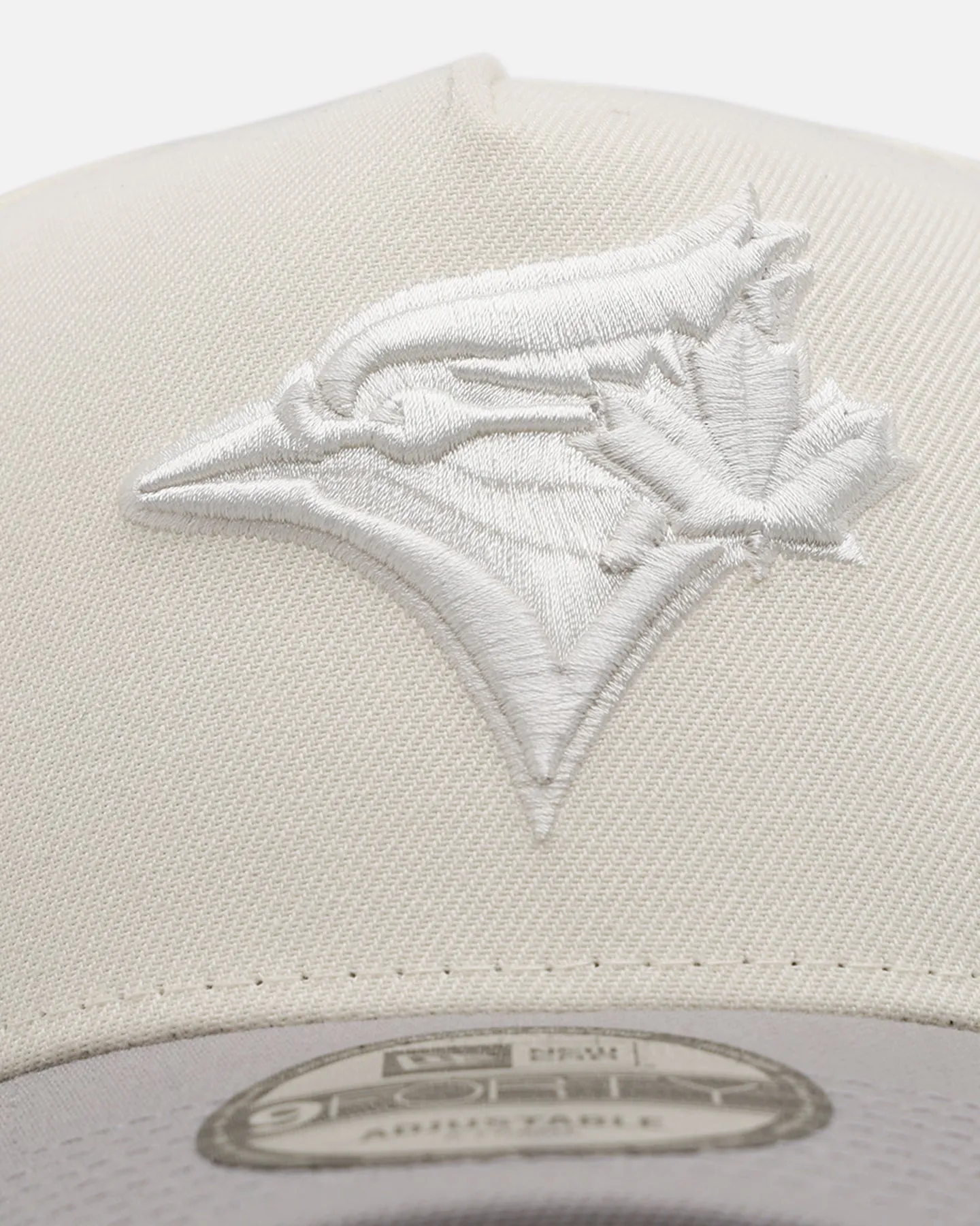 New Era Toronto Blue Jays 'Too Clean' 9FORTY A-Frame Snapback Chrome sold by Culture Kings product image thumbnail 5