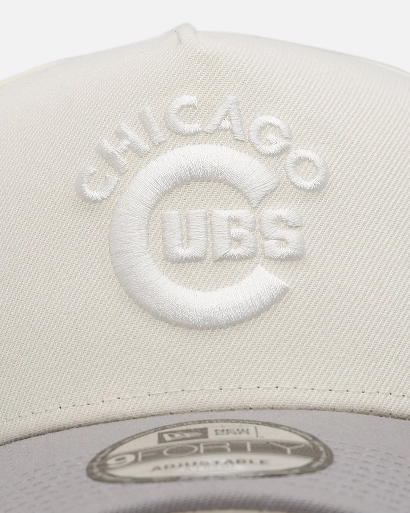 New Era Chicago Cubs 'Too Clean' 9FORTY A-Frame Snapback Chrome sold by Culture Kings product image thumbnail 5