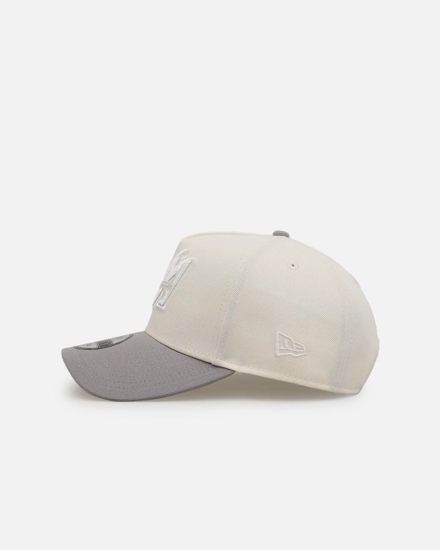 New Era Anaheim Angels 'Too Clean' 9FORTY A-Frame Snapback Chrome sold by Culture Kings product image thumbnail 4