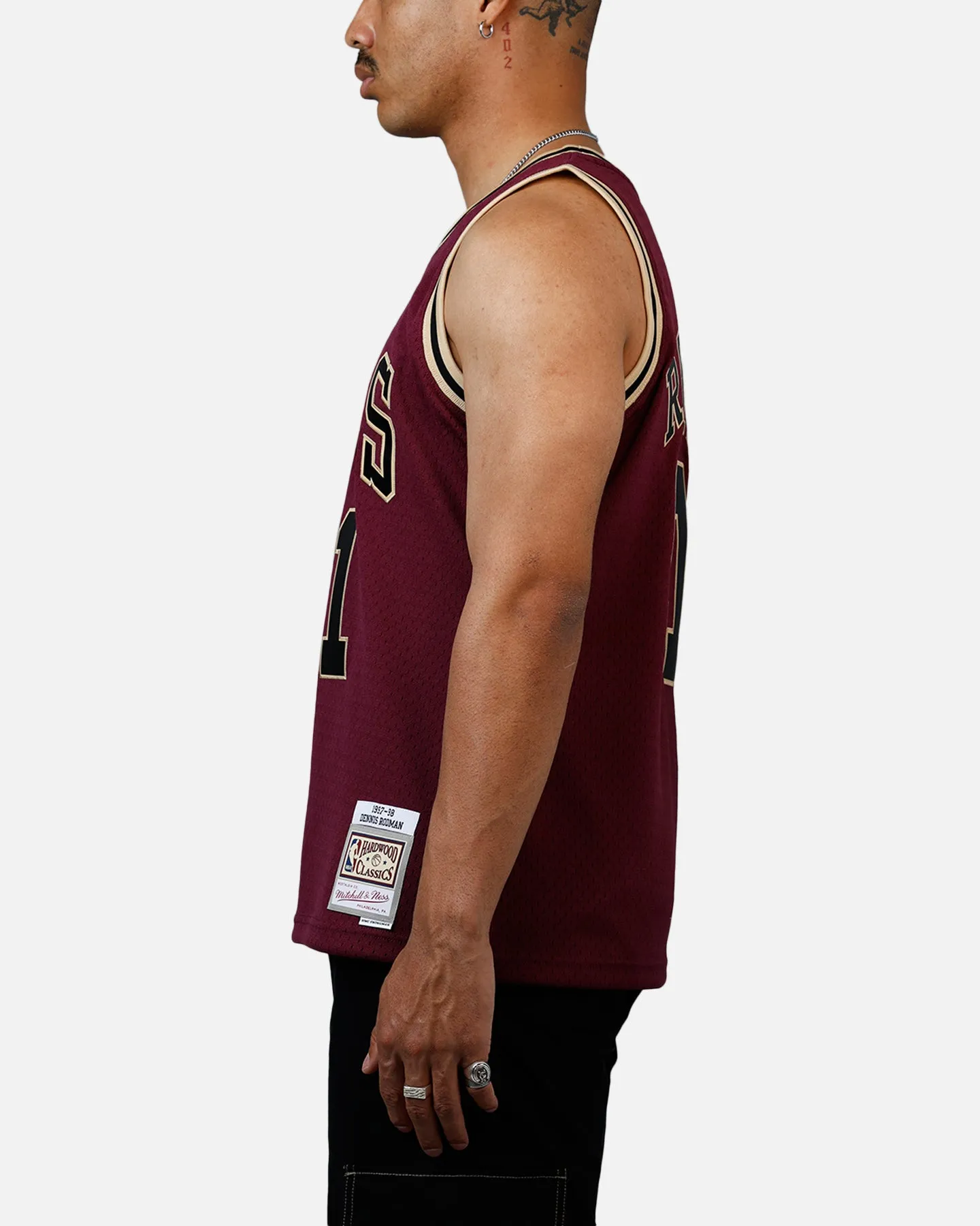 Mitchell & Ness Chicago Bulls Dennis Rodman 1997 Swingman Jersey Burgundy sold by Culture Kings product image thumbnail 5