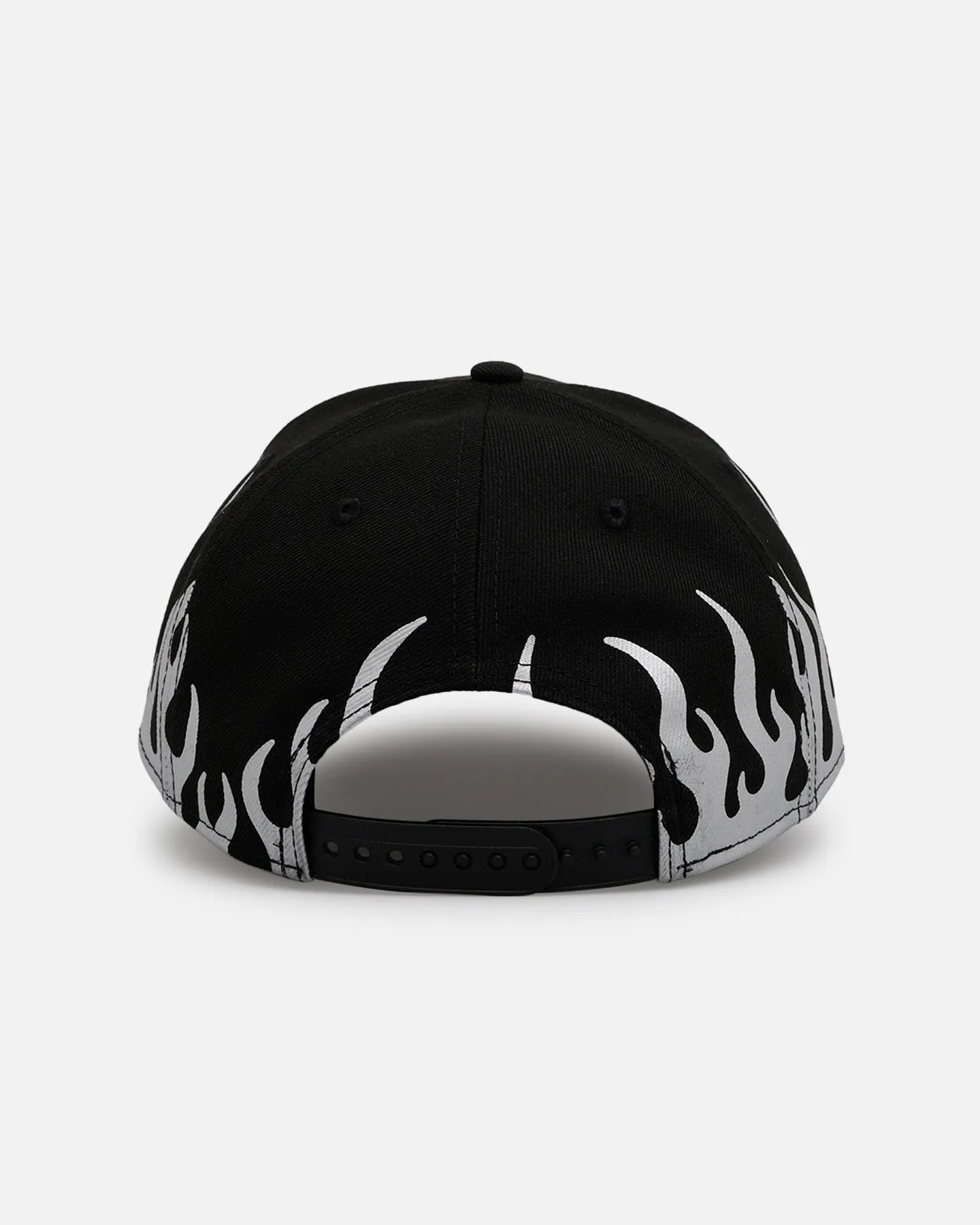 New Era San Francisco Giants 'Metallic Flames' 9FORTY A-Frame Snapback Black/Silver sold by Culture Kings product image thumbnail 2