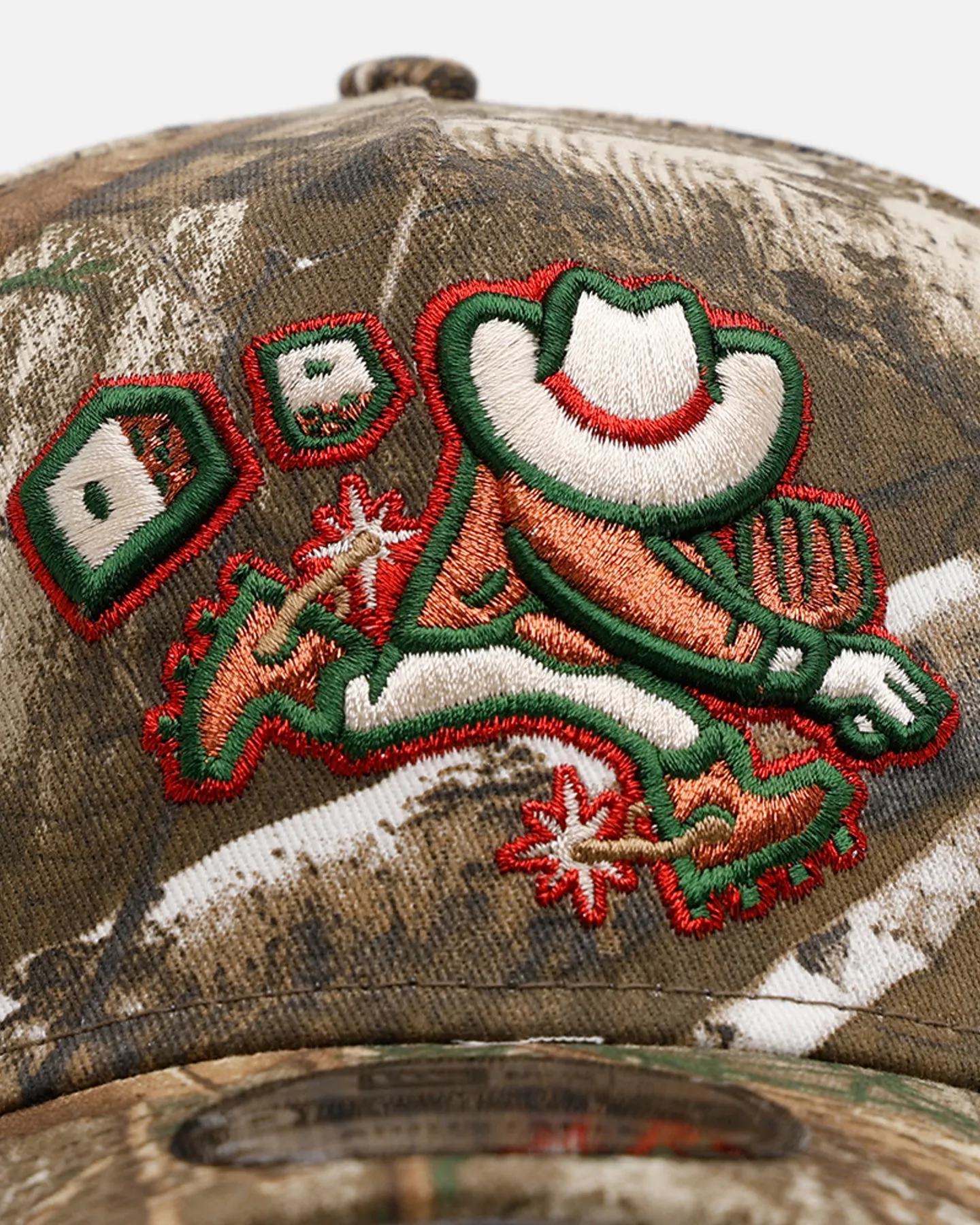 New Era Las Vegas Aviators 'Great Outdoors' 9FORTY A-Frame Snapback Camo sold by Culture Kings product image thumbnail 5