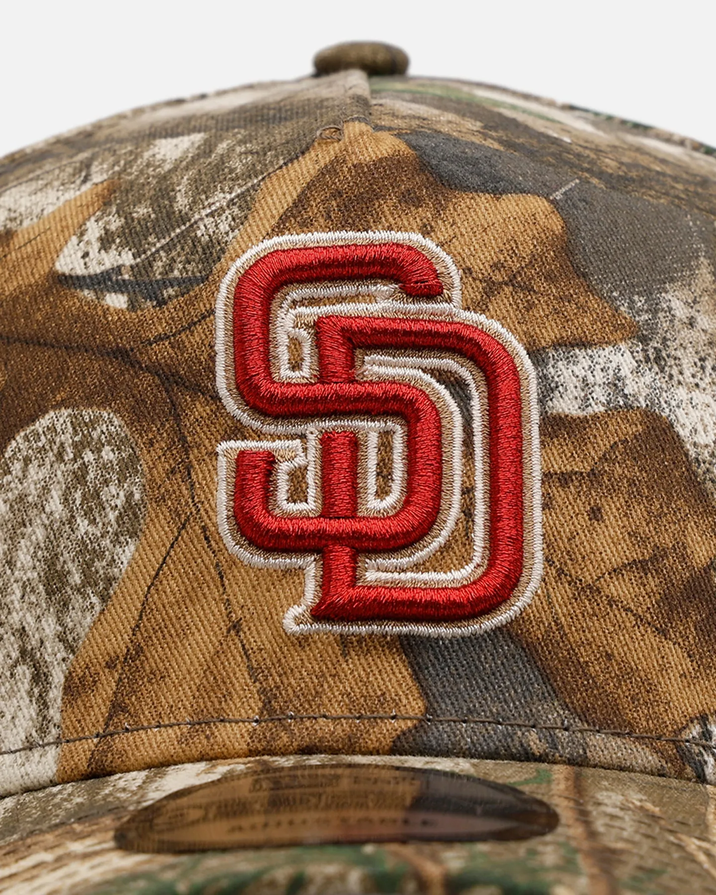 New Era San Diego Padres 'Great Outdoors' 9FORTY A-Frame Snapback Camo sold by Culture Kings product image thumbnail 5