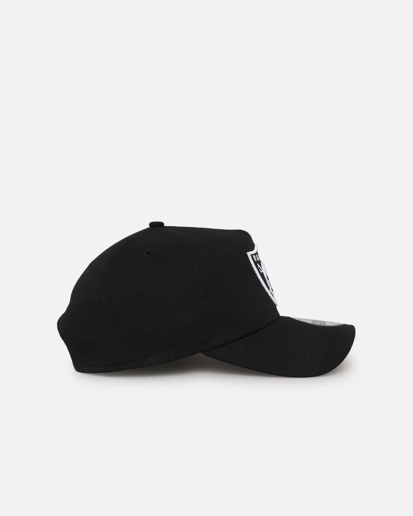 New Era Las Vegas Raiders 'Pink Rose Embroidery' 9FORTY A-Frame Snapback Black/Pink sold by Culture Kings product image thumbnail 3