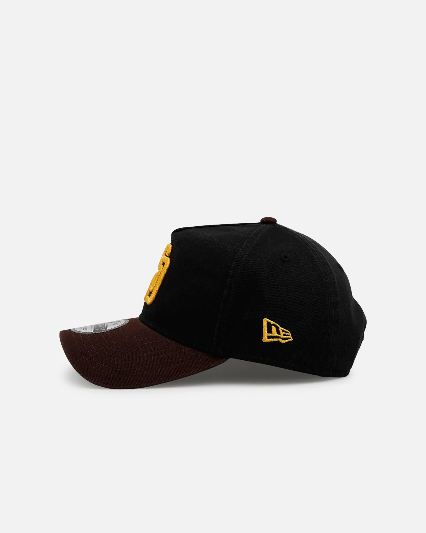 New Era San Diego Padres 'Pigment Dye Two Tone' 9FORTY A-Frame Snapback Black/Official Team Color sold by Culture Kings product image thumbnail 4